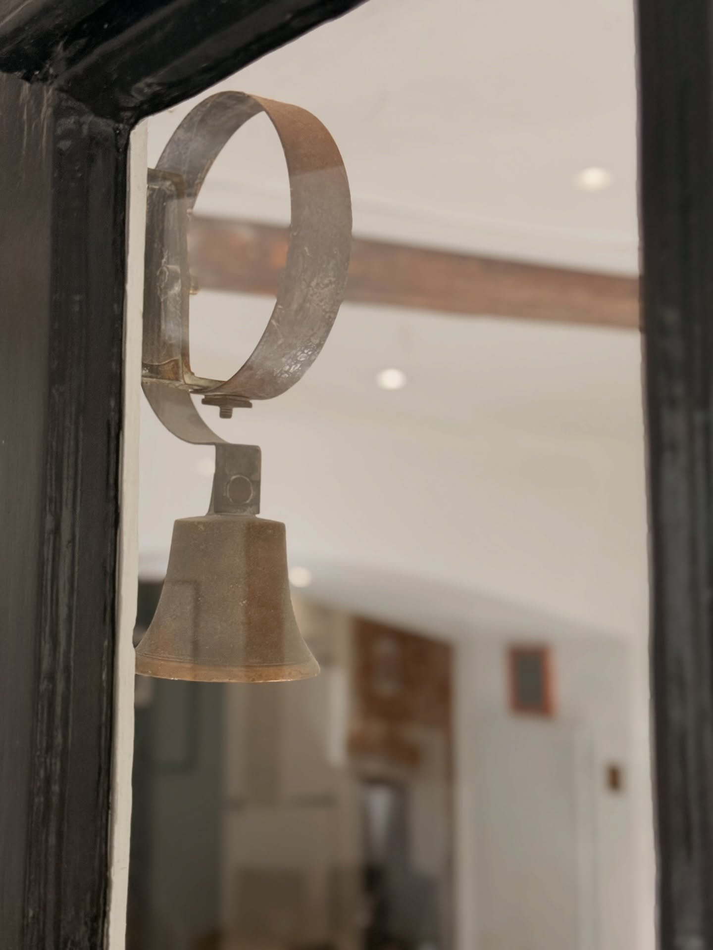 Hear that?
&mdash;&mdash;&mdash;

That&rsquo;s the sound of a fresh start 🔔 

🏡 New shop
📍 New location
💛 New chapter
&mdash;&mdash;&mdash;

See you tomorrow, Arlesford 🫡
&bull;
&bull;
&bull;
#winchester #alresford #hampshire #barber #haircut