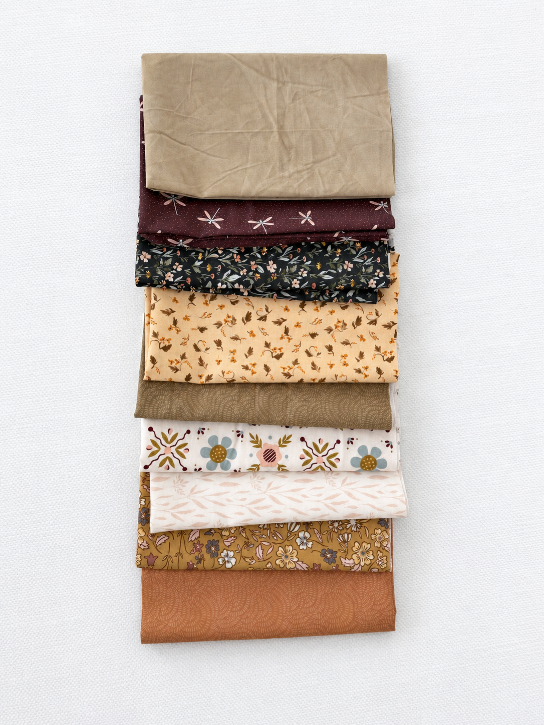 Gathered Autumn Curated Fat Quarter Bundle