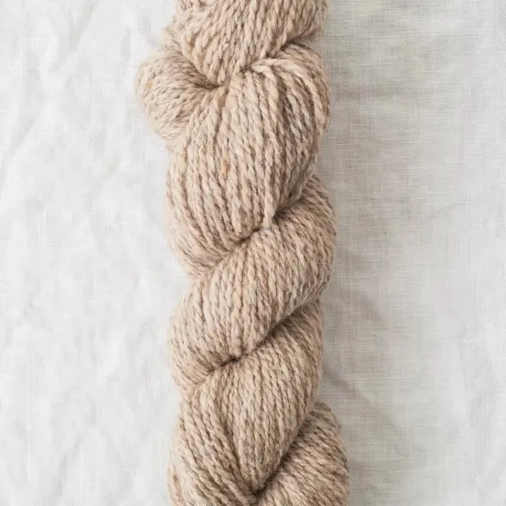Tawny (undyed) - Owl Yarn