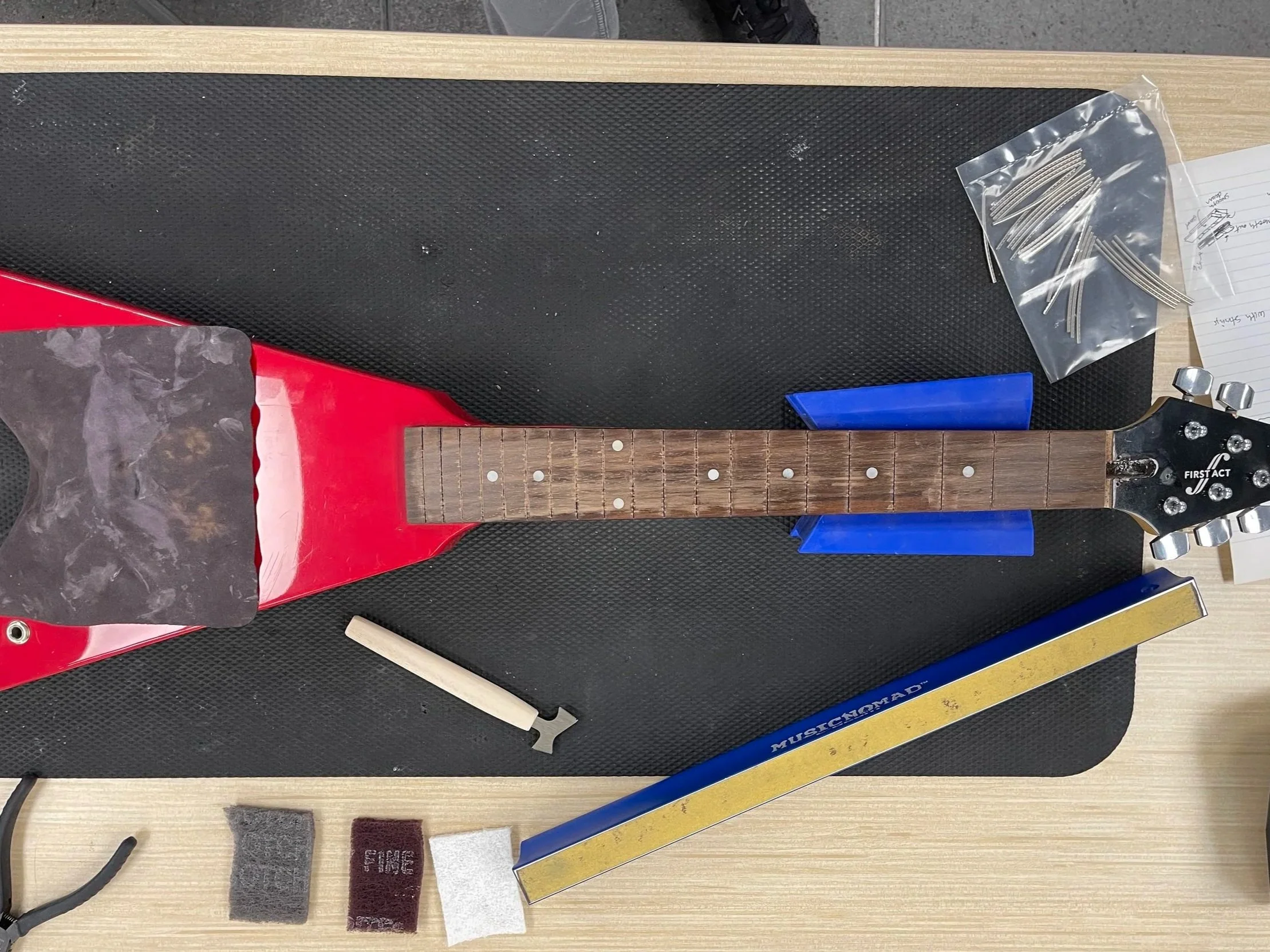 Refret - Sanding