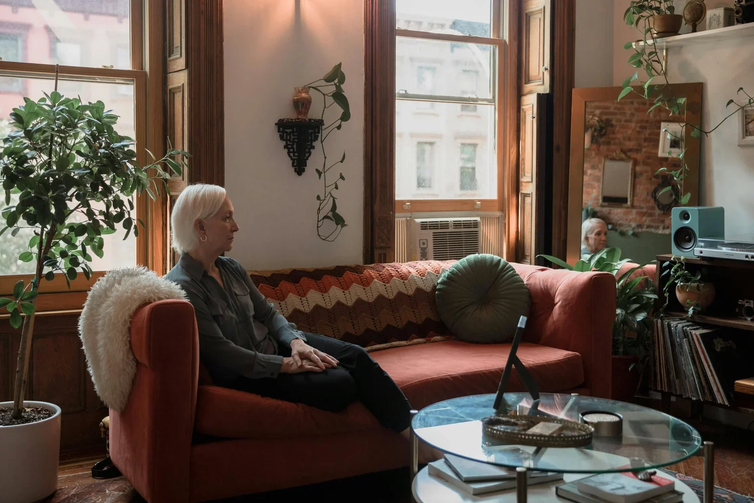 Rest, Resistance, and Advocacy: Navigating the Complexities of Chronic Illness Through Art and Community Support