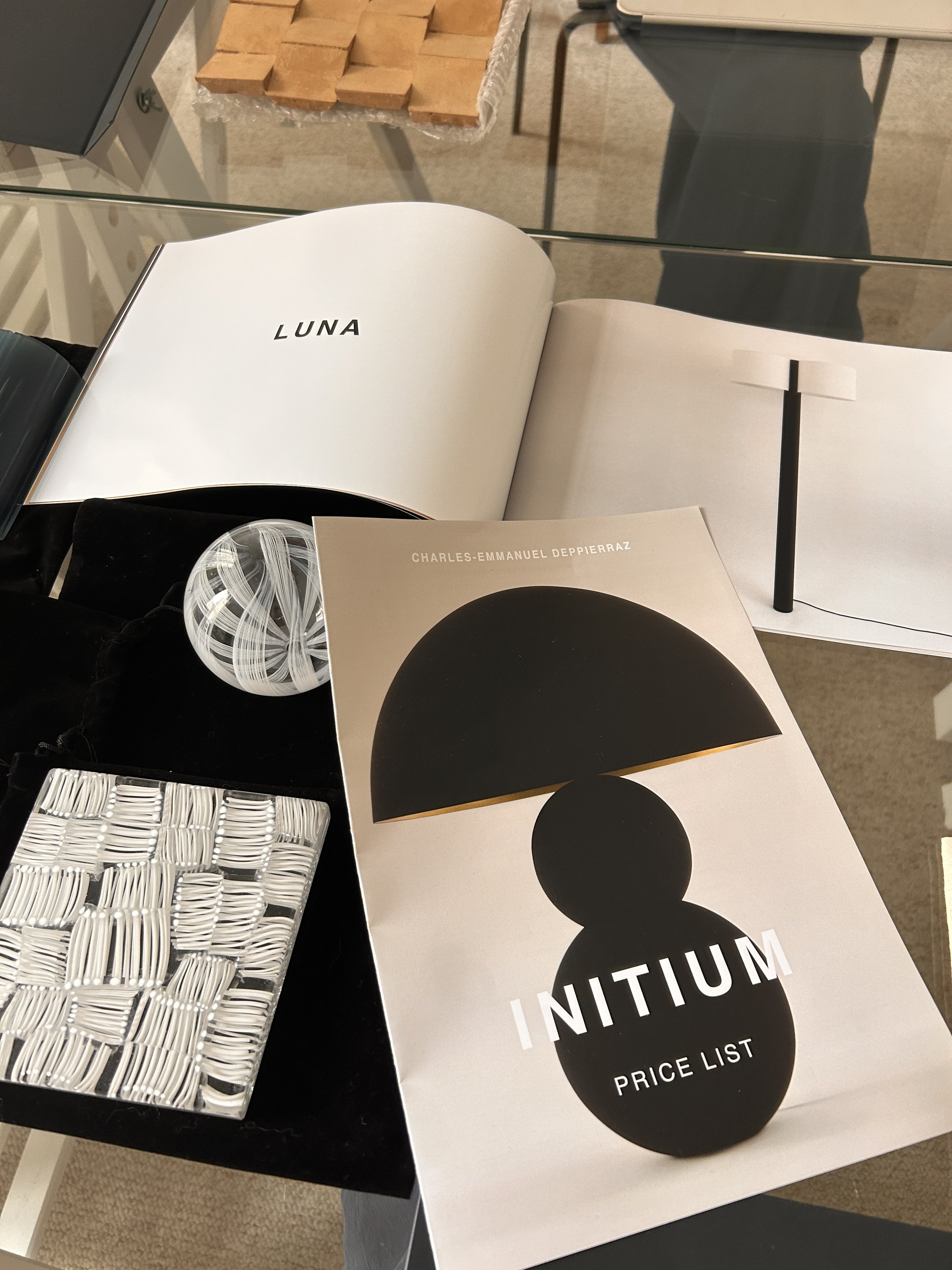 Une liste de prix pour des lampes, avec la marque 'LUMITIUM' et le nom de l'auteur 'Charles-Emmanuel Deppierraz'.