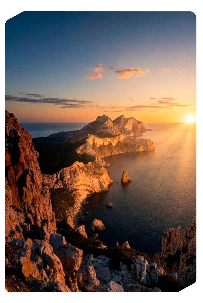 Iconic Mallorca landscapes: the raw inspiration for MED RESET’s transformative experiences and executive escapes.