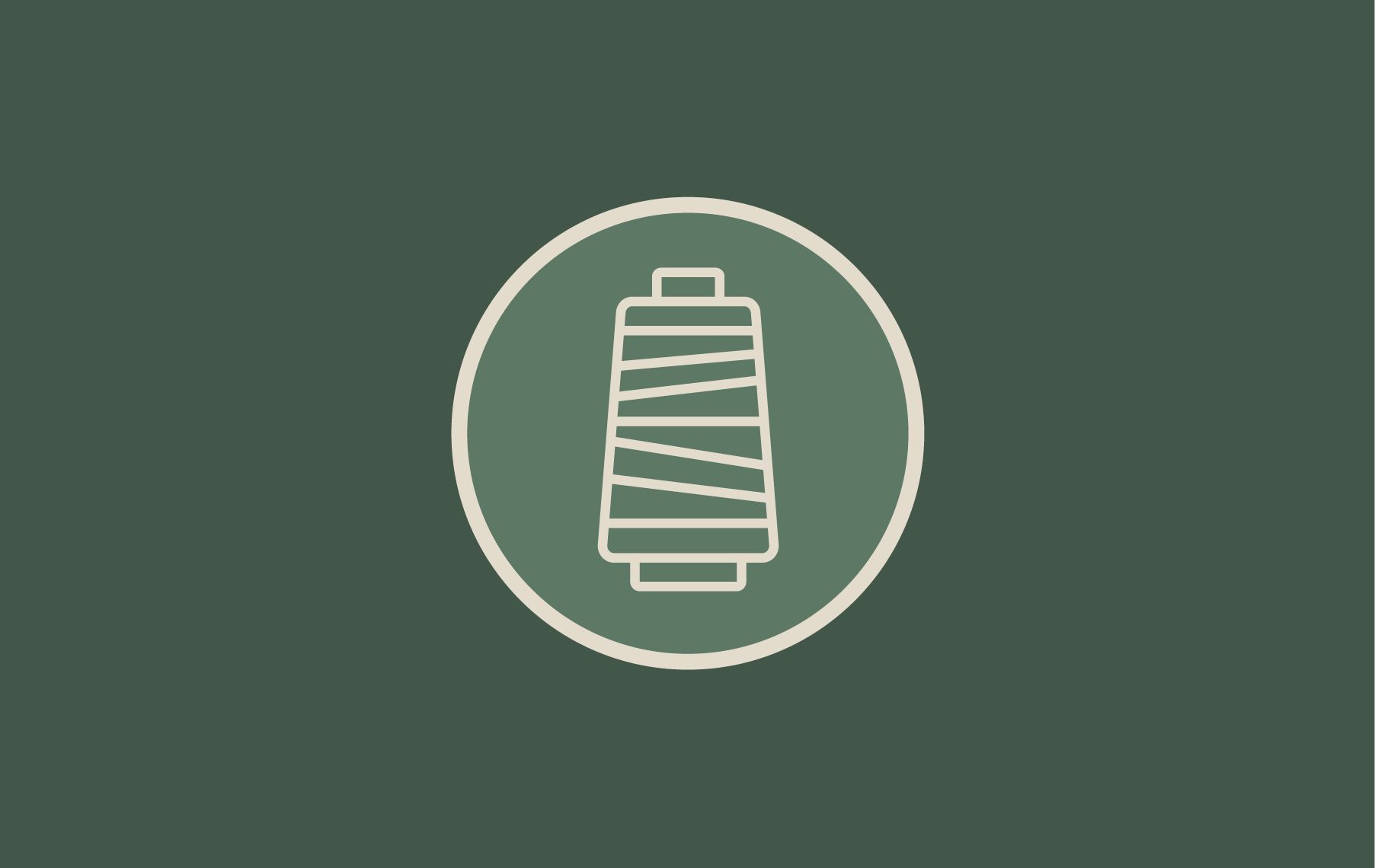 Illustration of a guitar pick with a spiraled pattern, enclosed in a circle, on a green background.