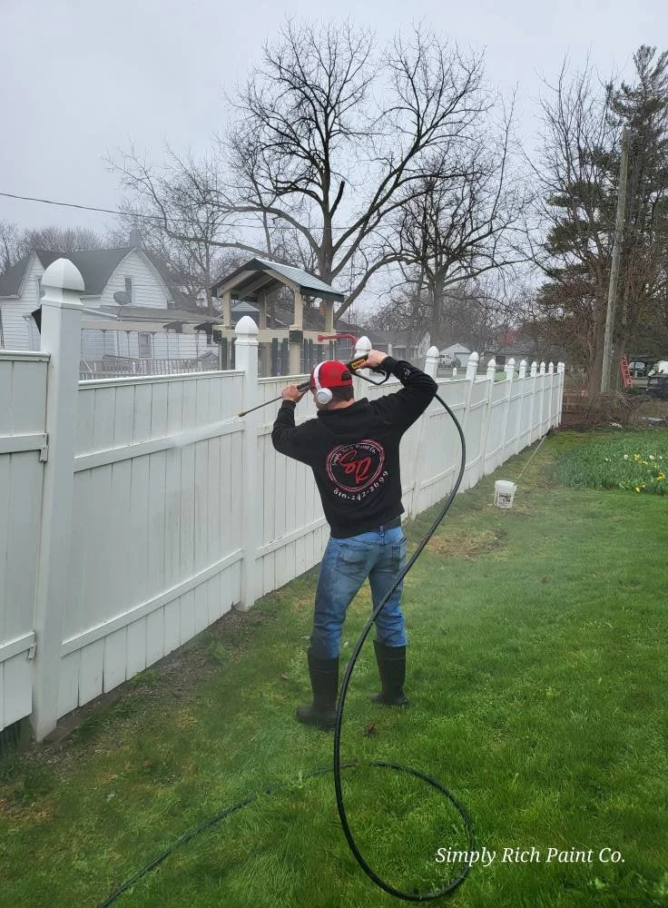 Pressure & Soft Washing Service