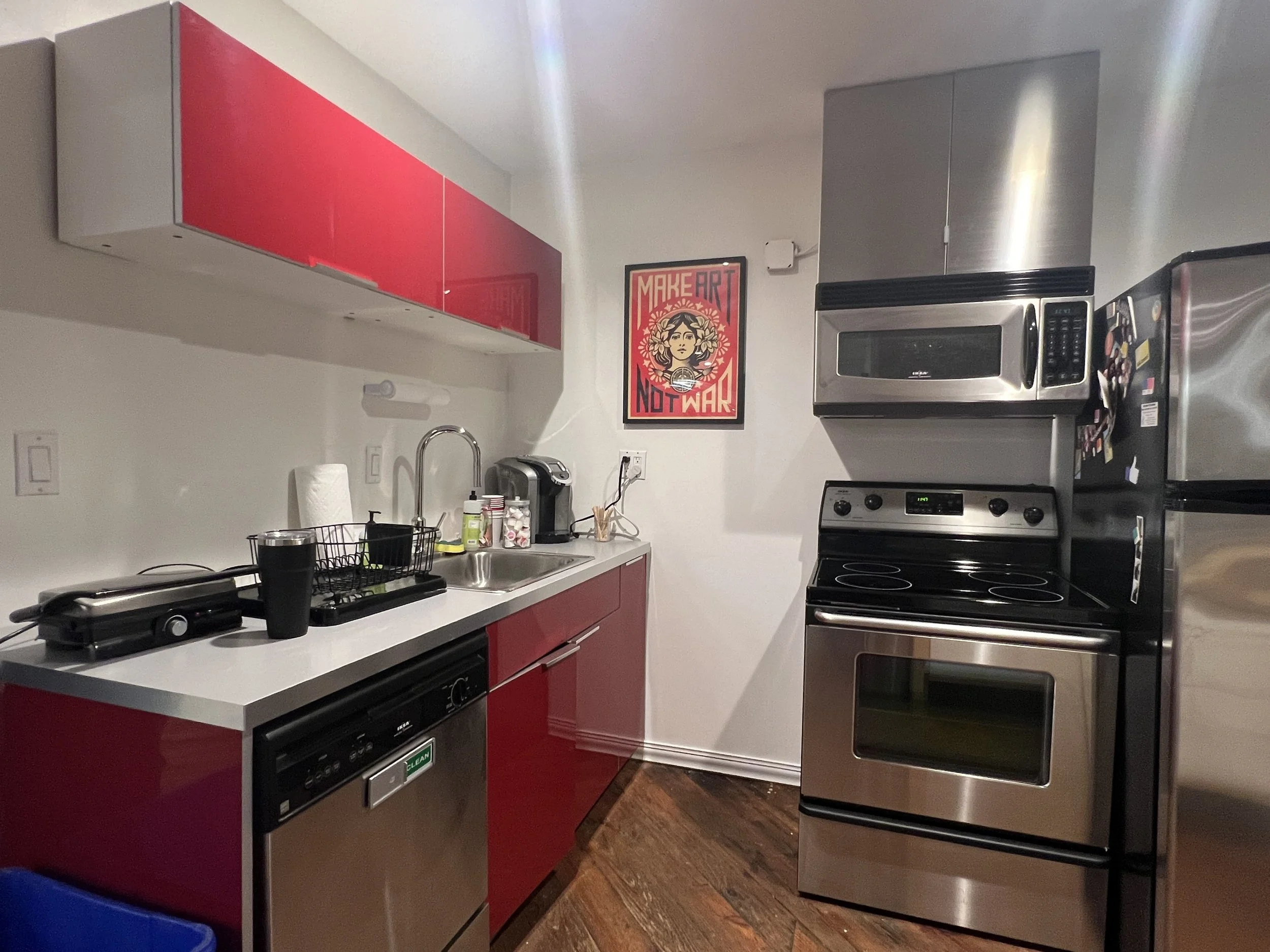 24 - 2C Kitchen.jpg