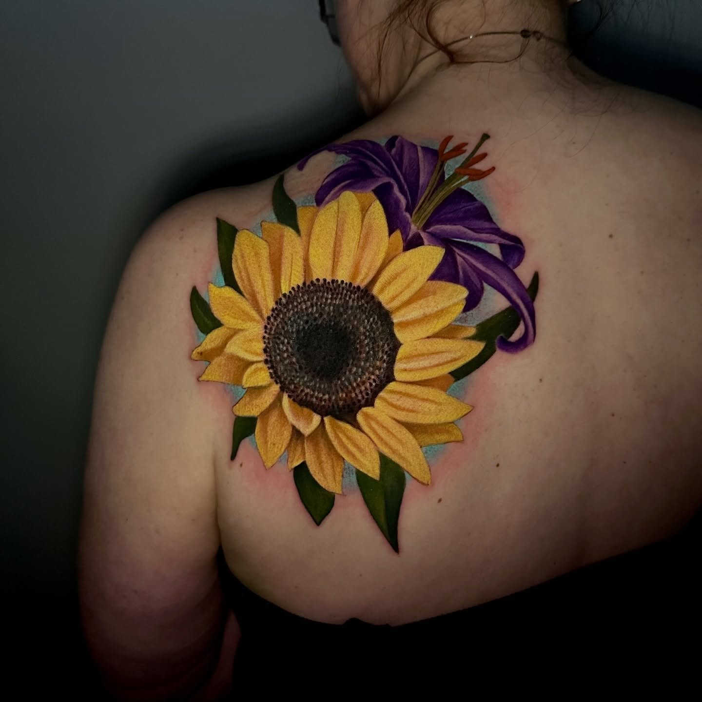 Before and after of this coverup! We will be doing a rework/coverup on another piece on her right shoulder soon. Love doing coverups, looking to take on some new insane projects for 2026! Let&rsquo;s get you scheduled for a consultation 

@mmsouthern