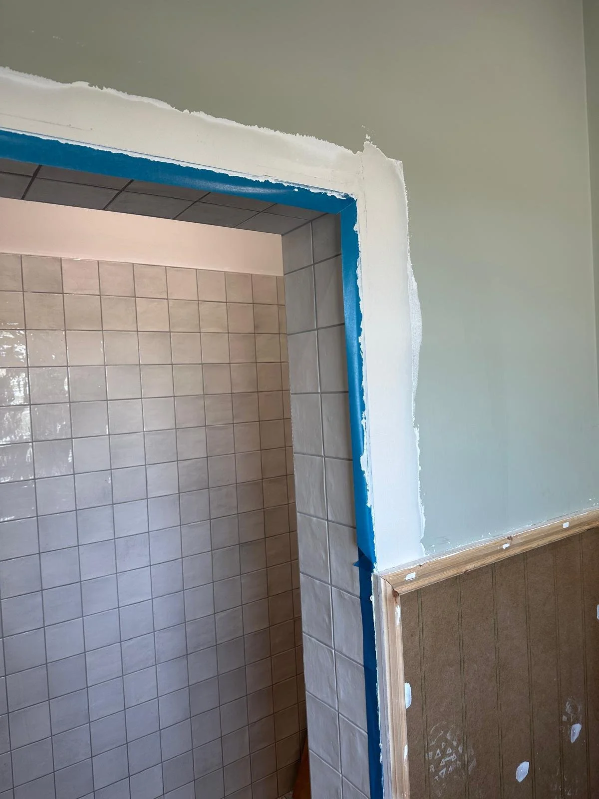 Kitchen stove tiling
