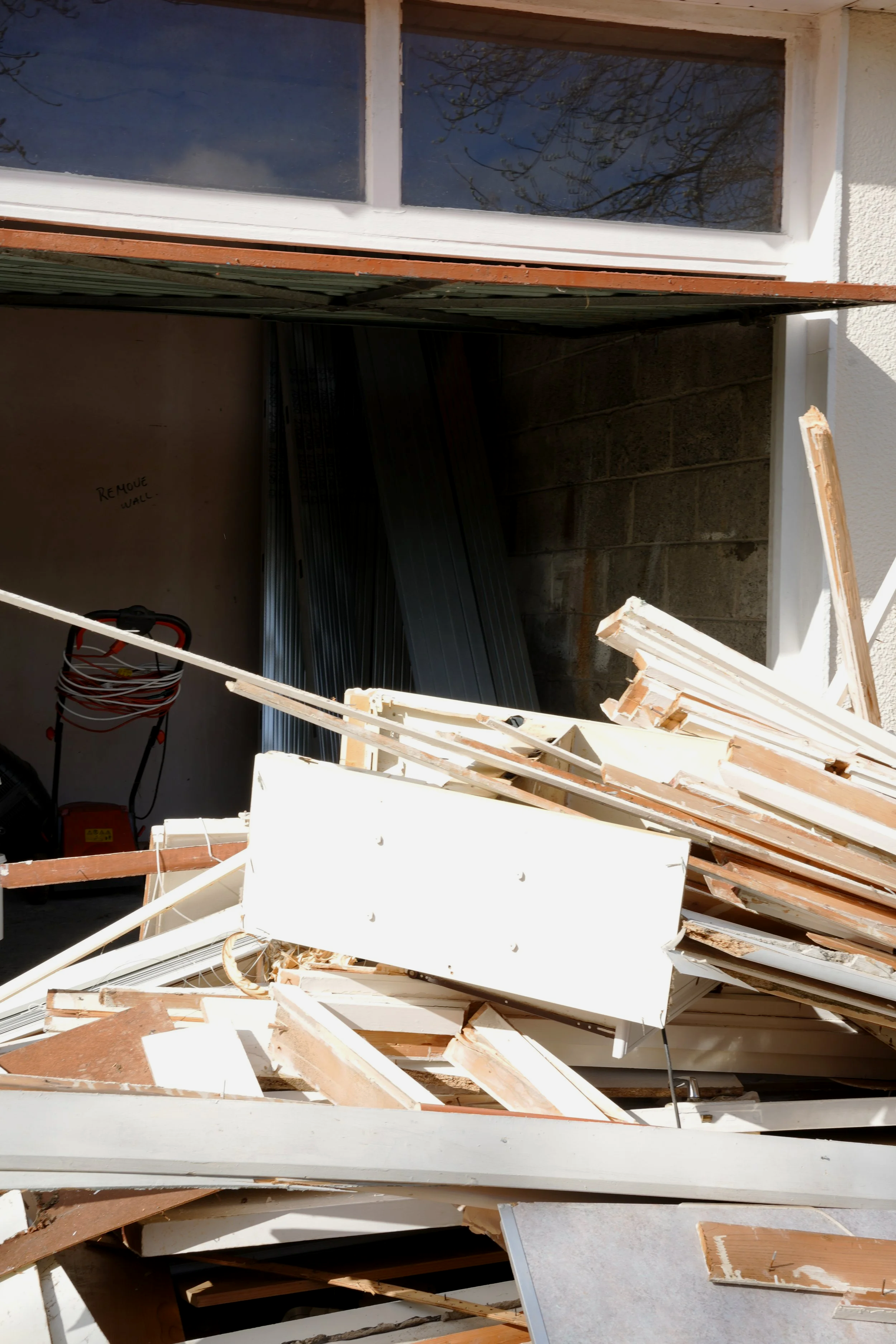 Materials from the demolishing phase