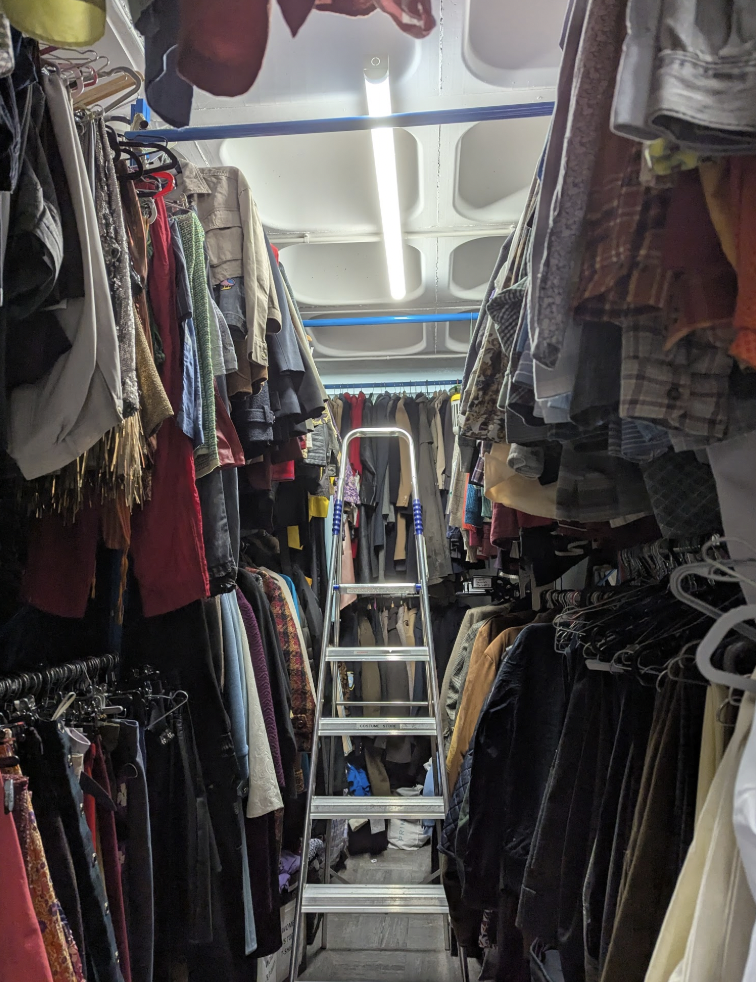 Costume Assisting Don Giovanni