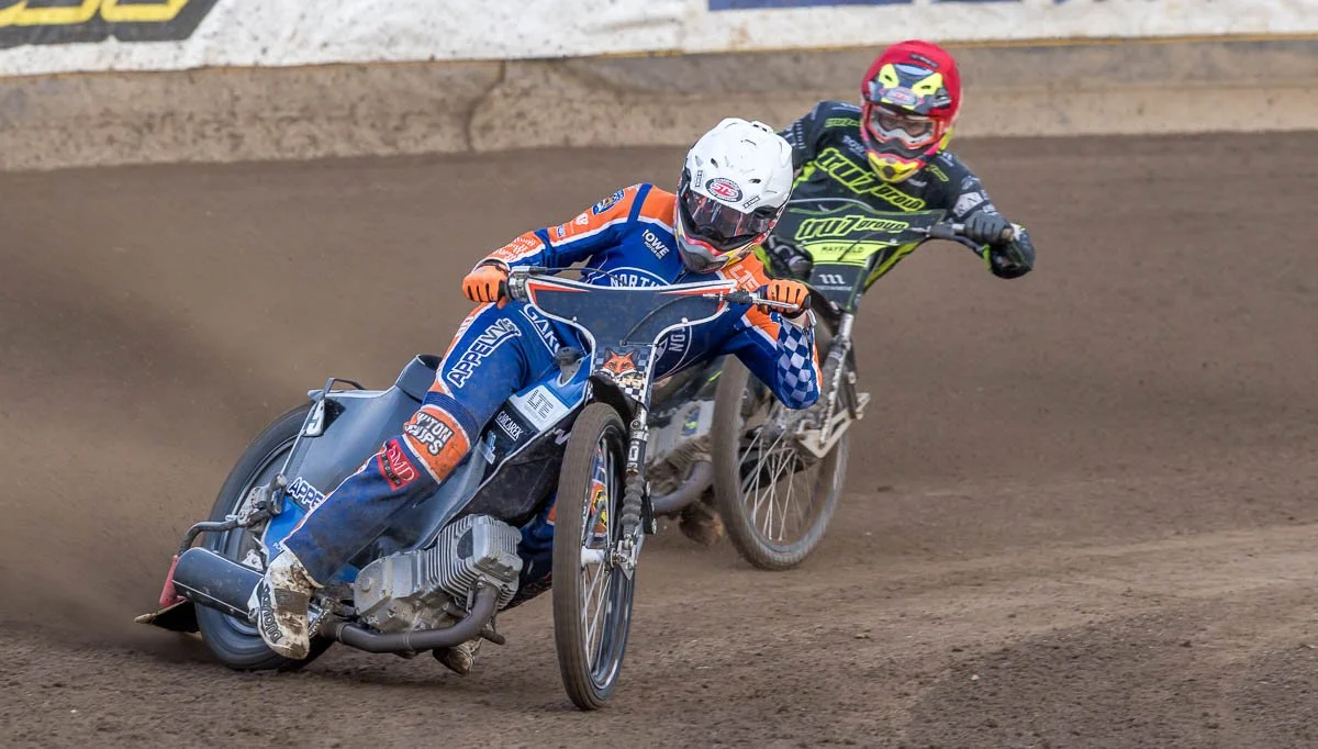 IPSWICH 47 FOXES 43