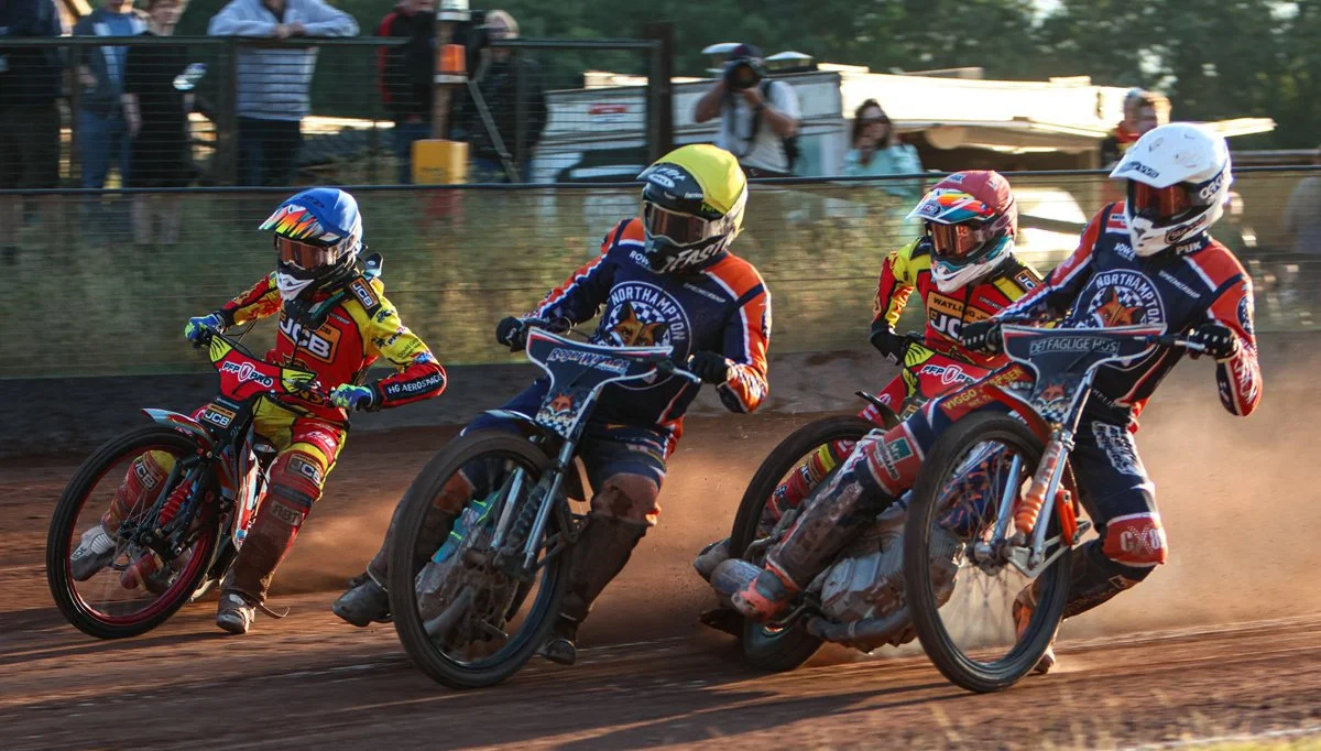 LEICESTER 49 FOXES 41 