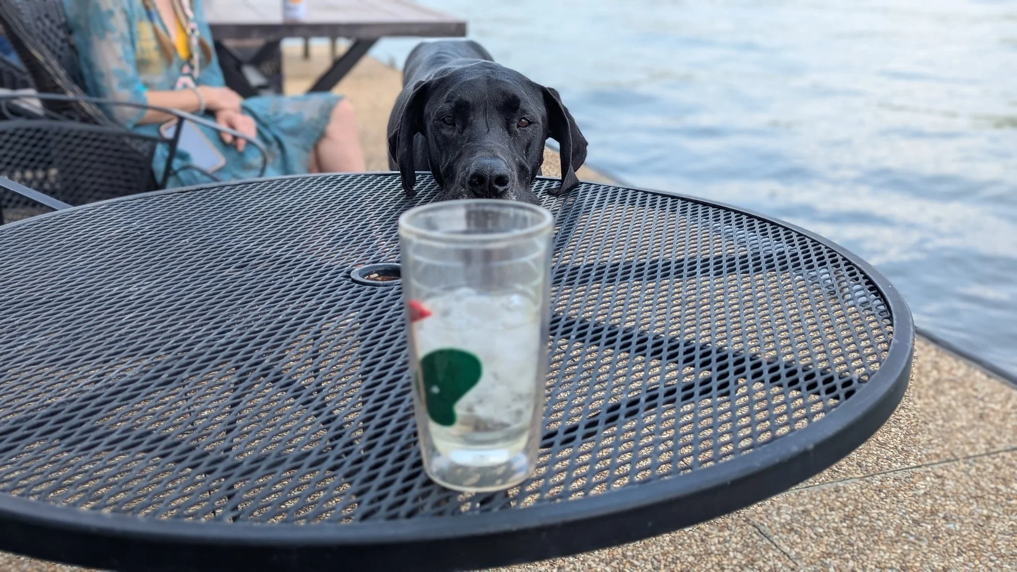 09_lake_table.jpg