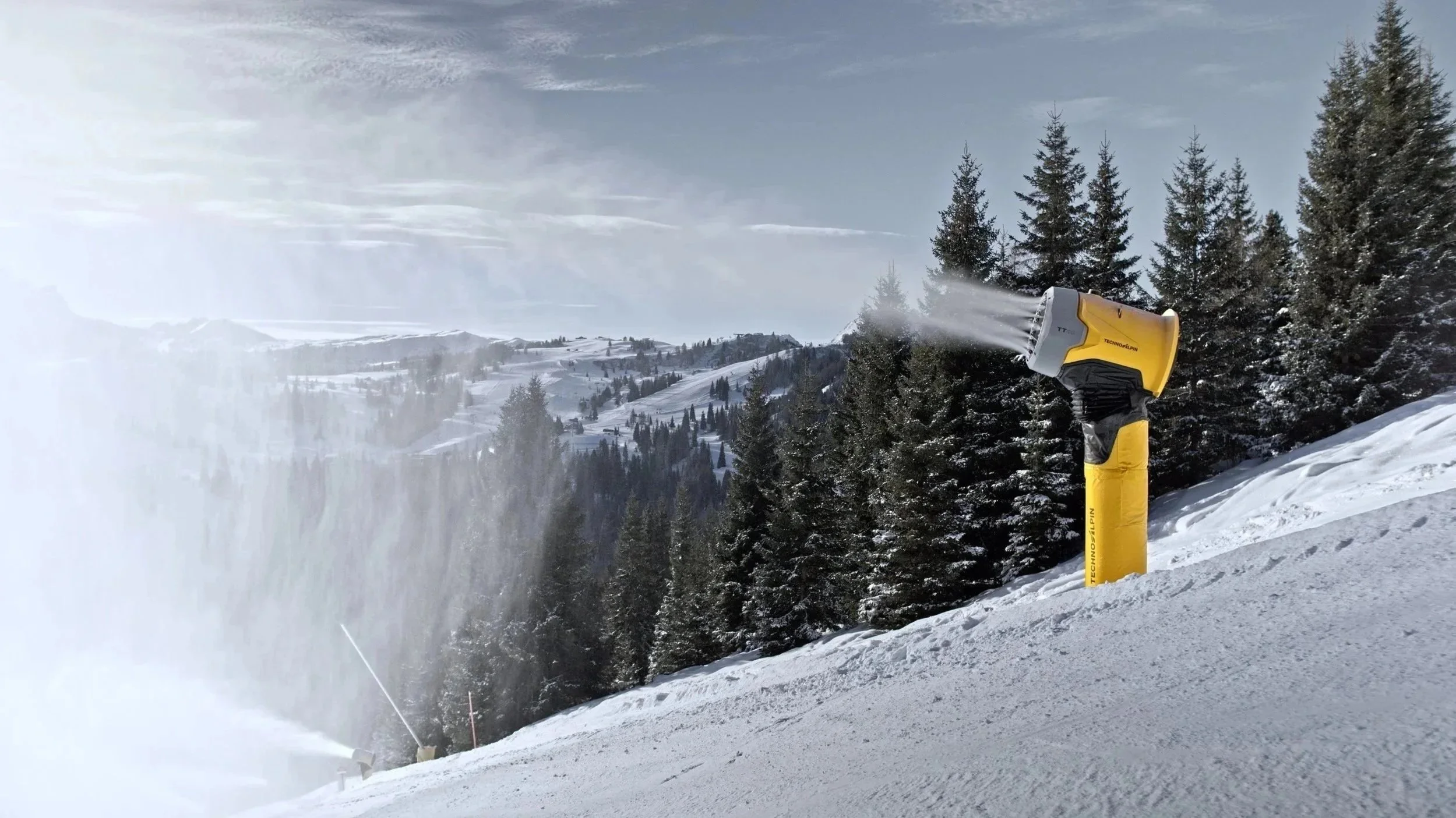 Video production for TechnoAlpin: Corporate film about snow reliability and snow guns by Schnittraum Innsbruck.