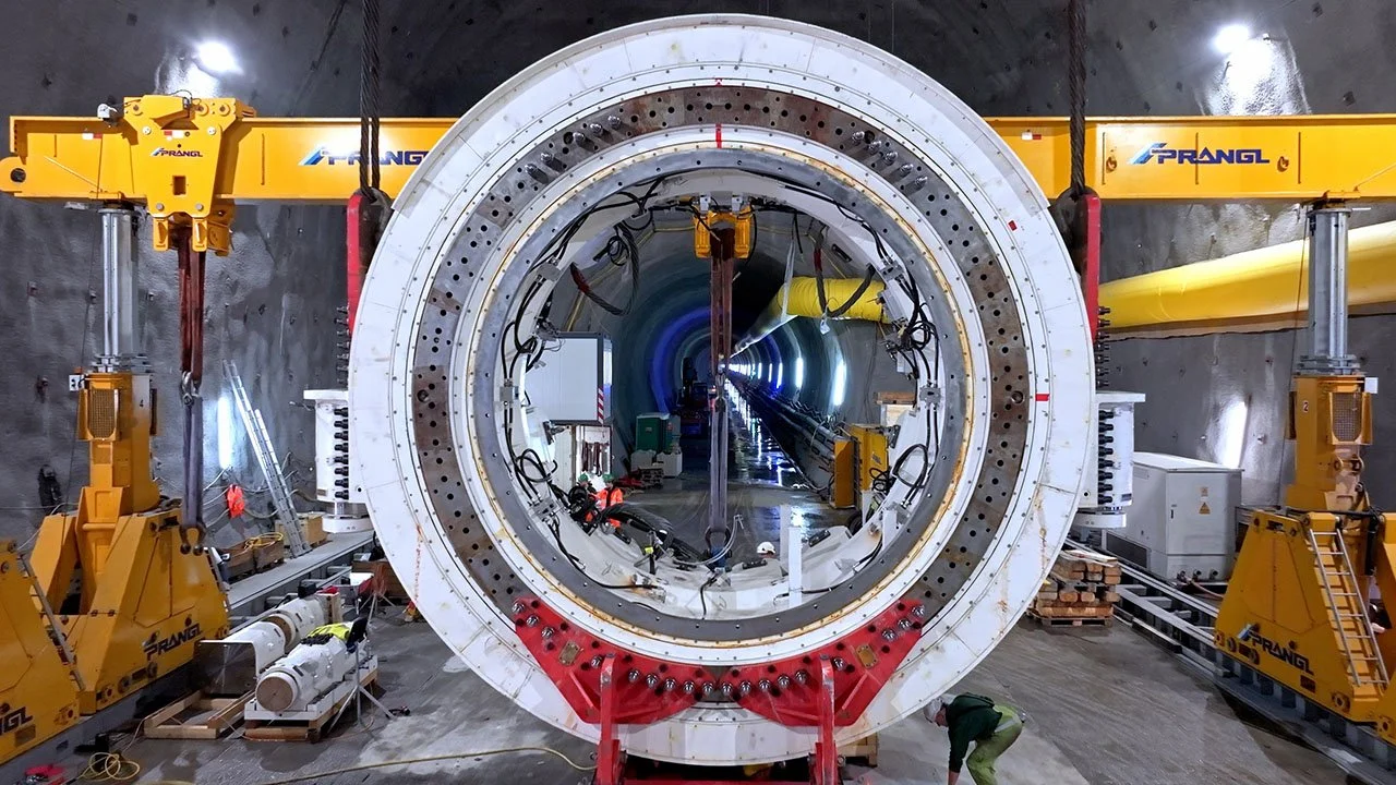 Technical innovation in tunneling: Cinematic documentary of the Brenner Base Tunnel by the industrial film production Schnittraum.
