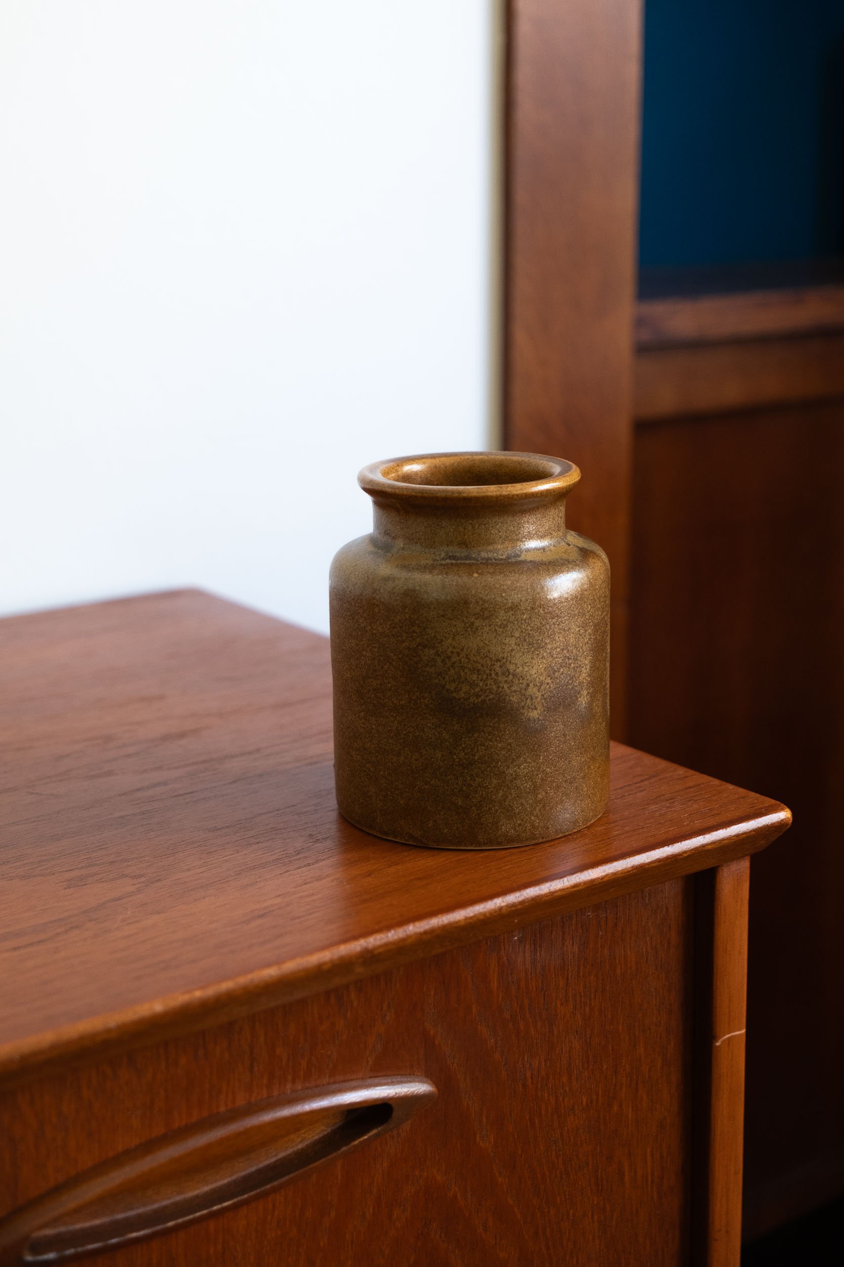 Pot-à-moutarde-en-grès-Pupilles-Vintage-Rennes3.jpg