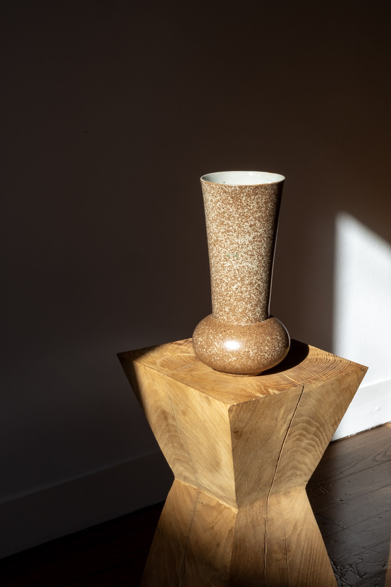 autre vue sur ce magnifique vase vintage des années 50/60