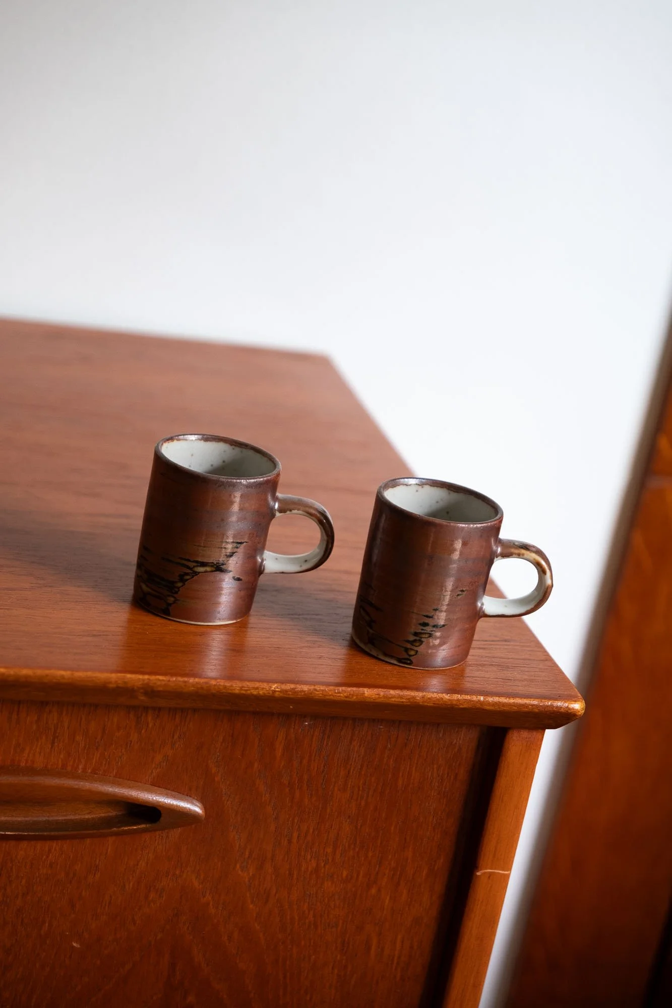 Tasses-à-café-grès-vintage-Pupilles-Vintage-Rennes4.jpg