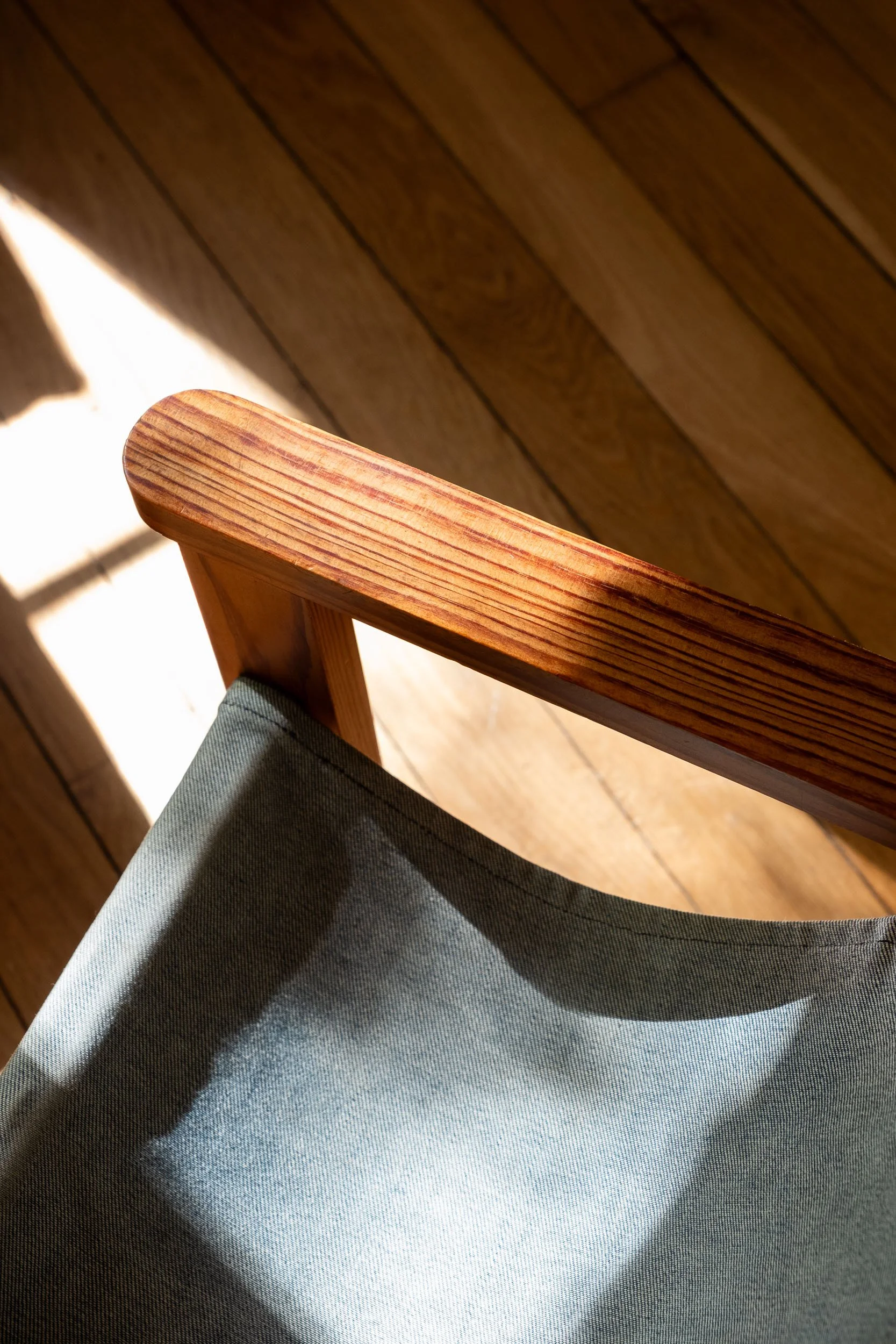 Chaise-enfant-vintage-bois-et-tissu-transat-fauteuil-Pupilles-Vintage-Rennes12.jpg