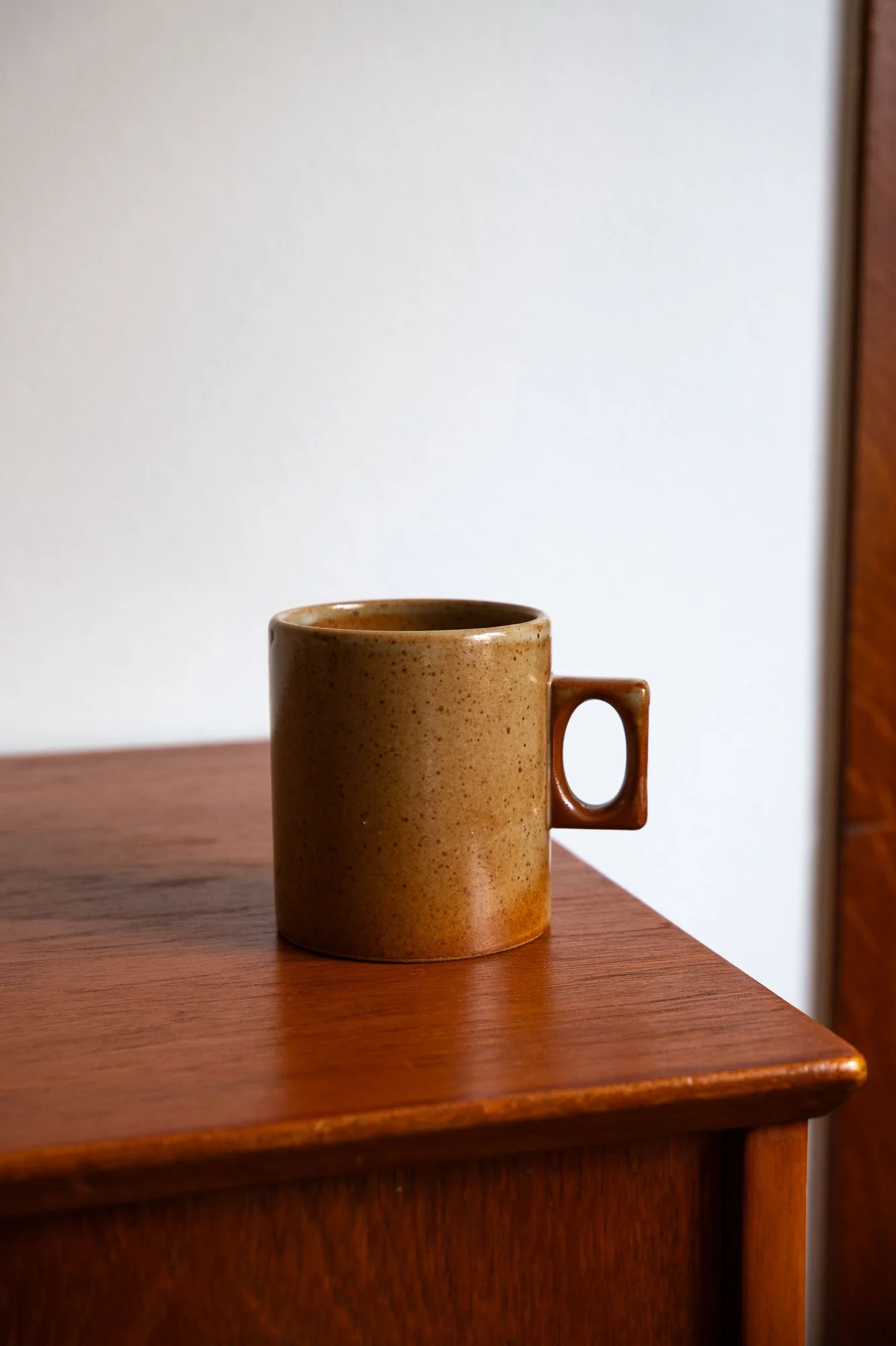Tasse-mug-en-Grès-de-Brenne-vintage-Pupilles-Vintage-Rennes5.jpg