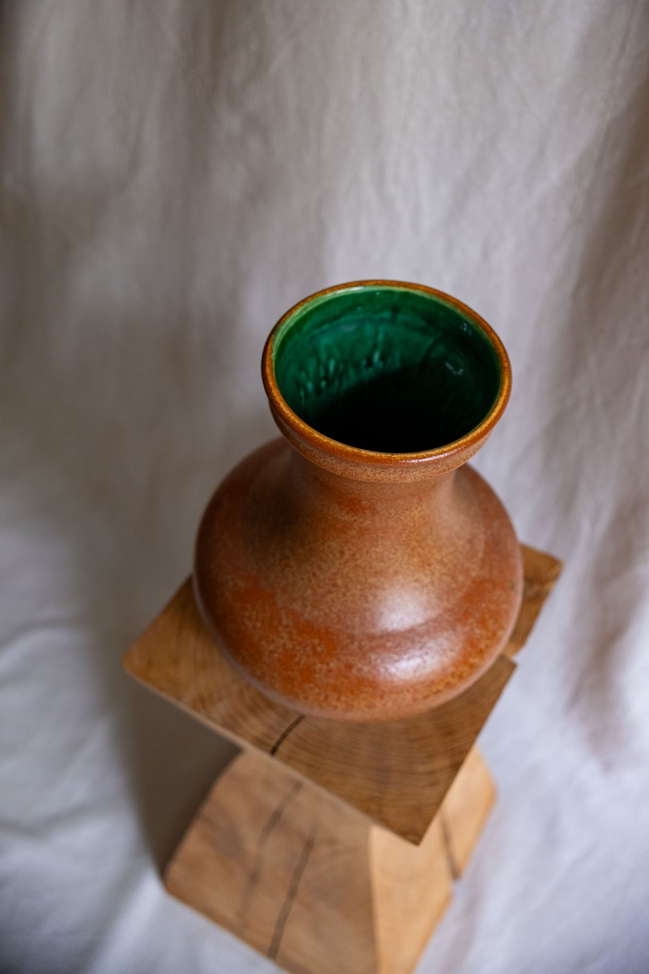 Vase-en-grès-intérieur-vert-vintage-Pupilles-Vintage-Rennes2.jpg