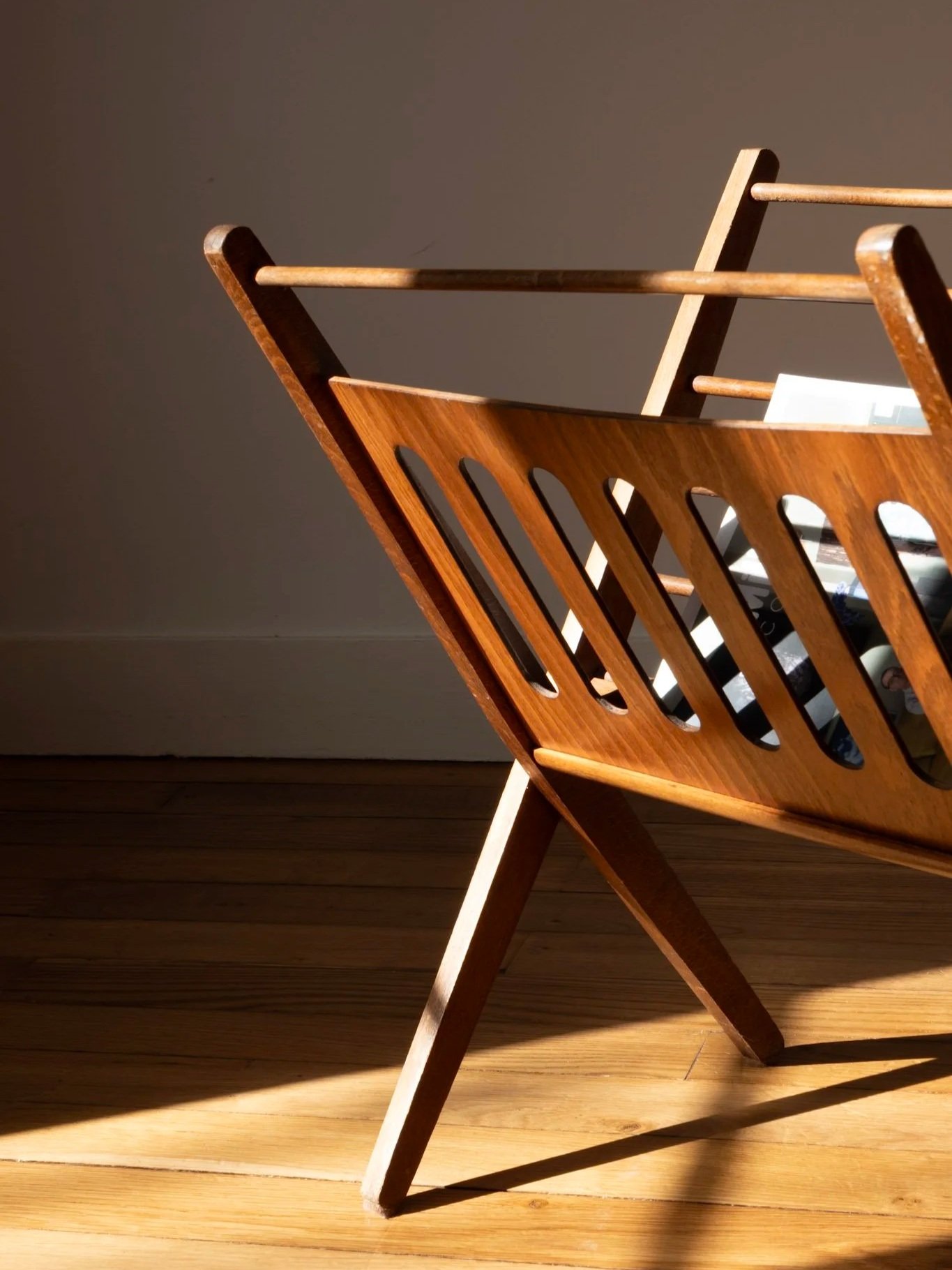 Porte-revues pliant en bois - Cees Braakman, années 50