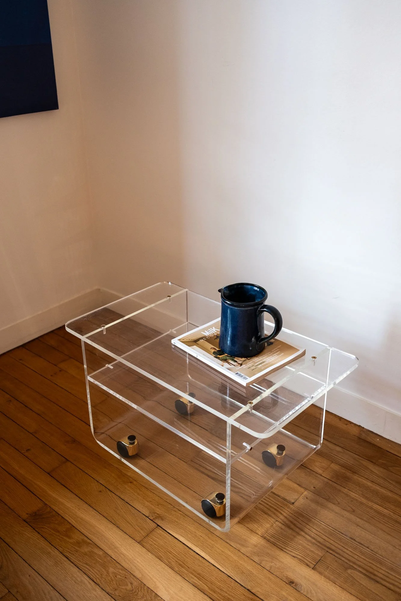 Table-roulante-plexiglas-doré-années-70-vintage-Pupilles-Vintage-Rennes7.jpg