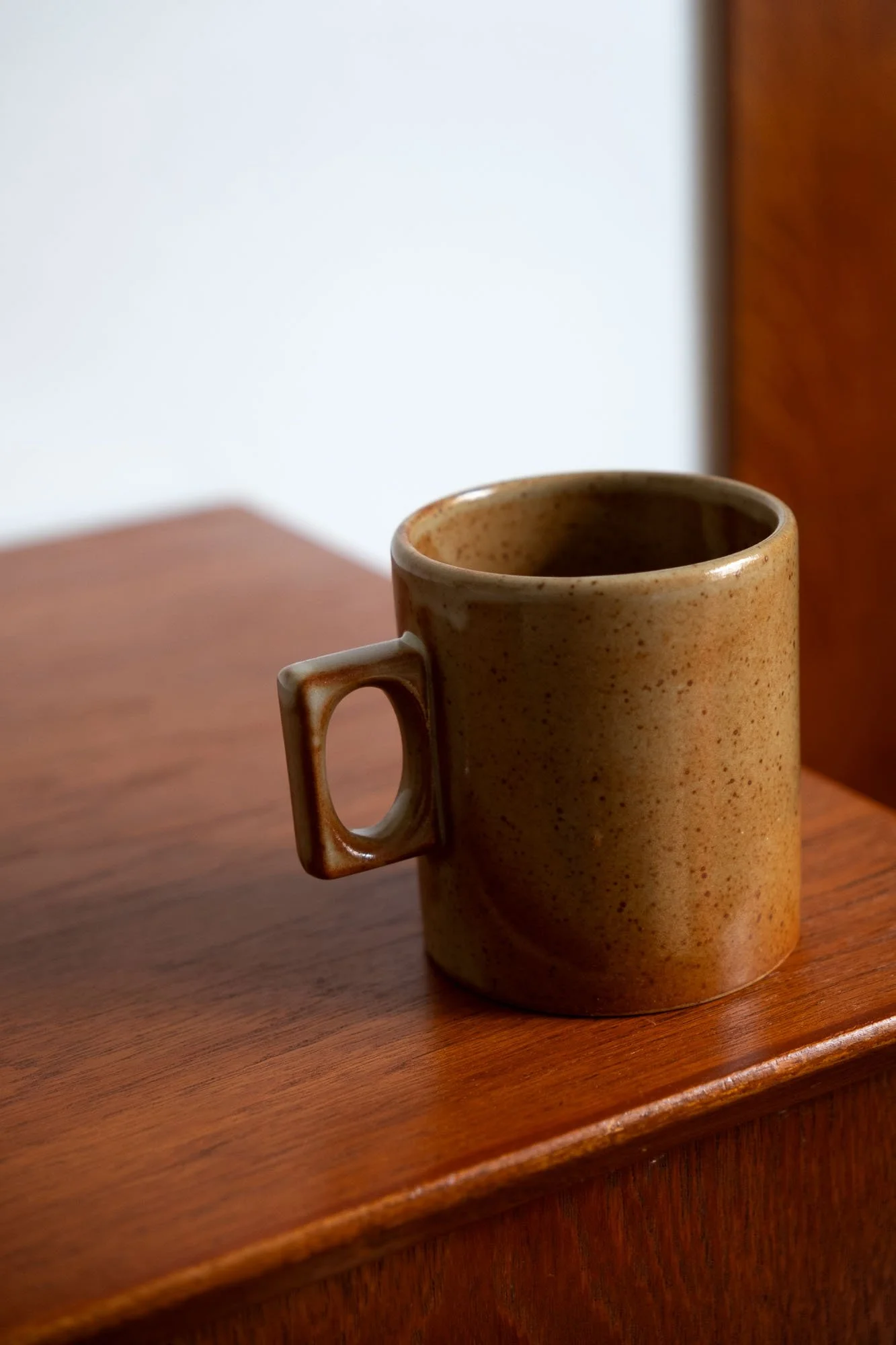 Tasse-mug-en-Grès-de-Brenne-vintage-Pupilles-Vintage-Rennes4.jpg