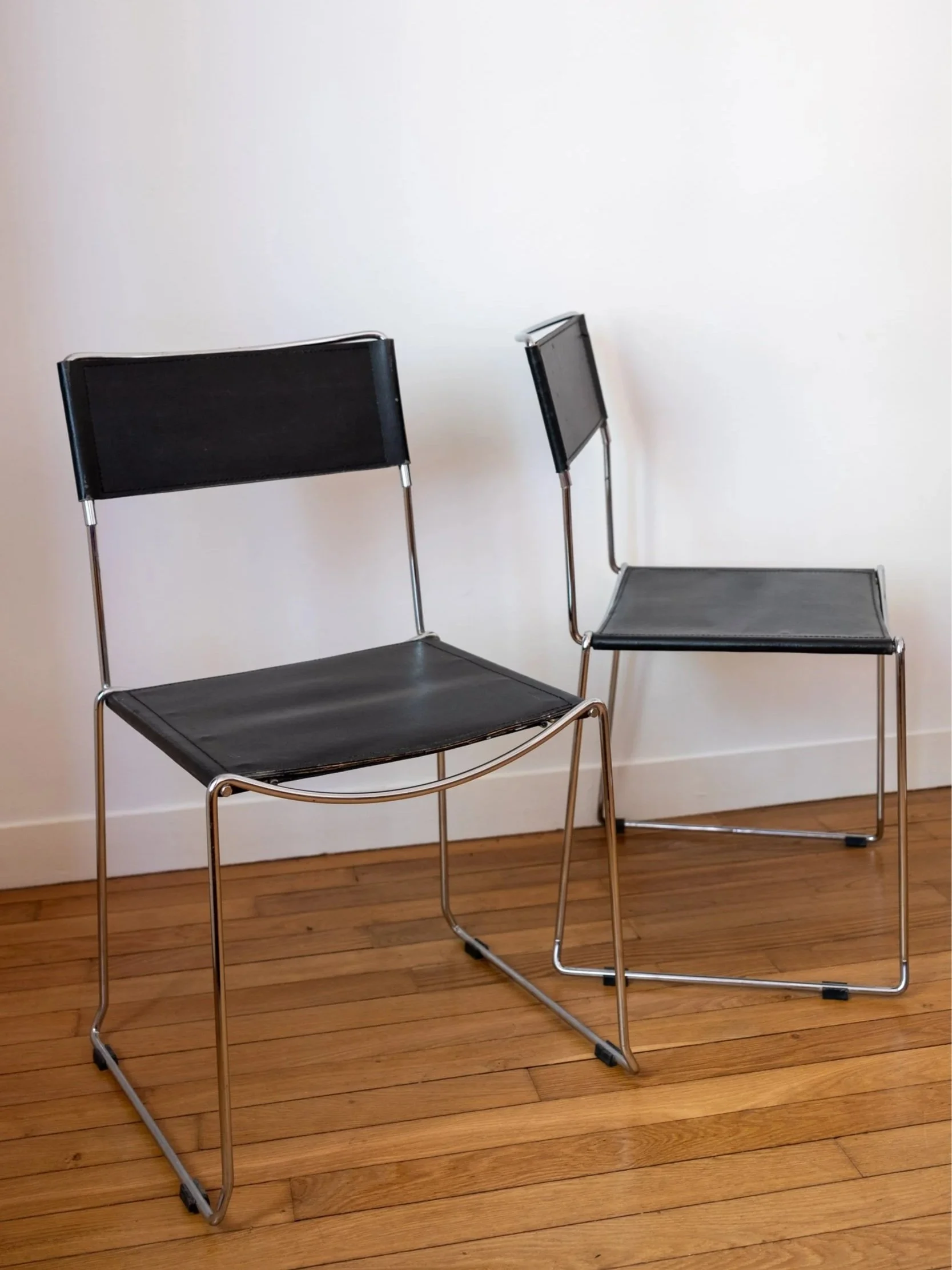 paire de chaises italiennes Giandomenico Belotti design des années 70