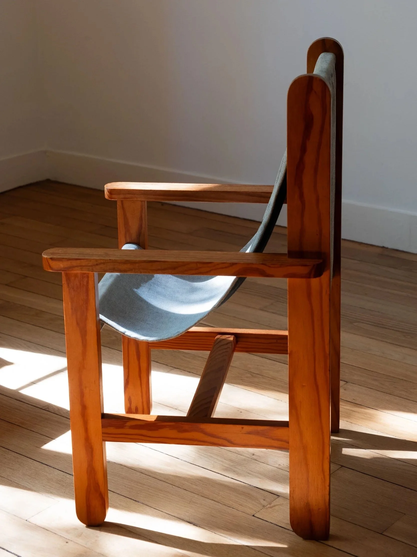 Chaise-enfant-vintage-bois-et-tissu-transat-fauteuil-Pupilles-Vintage-Rennes14.jpg
