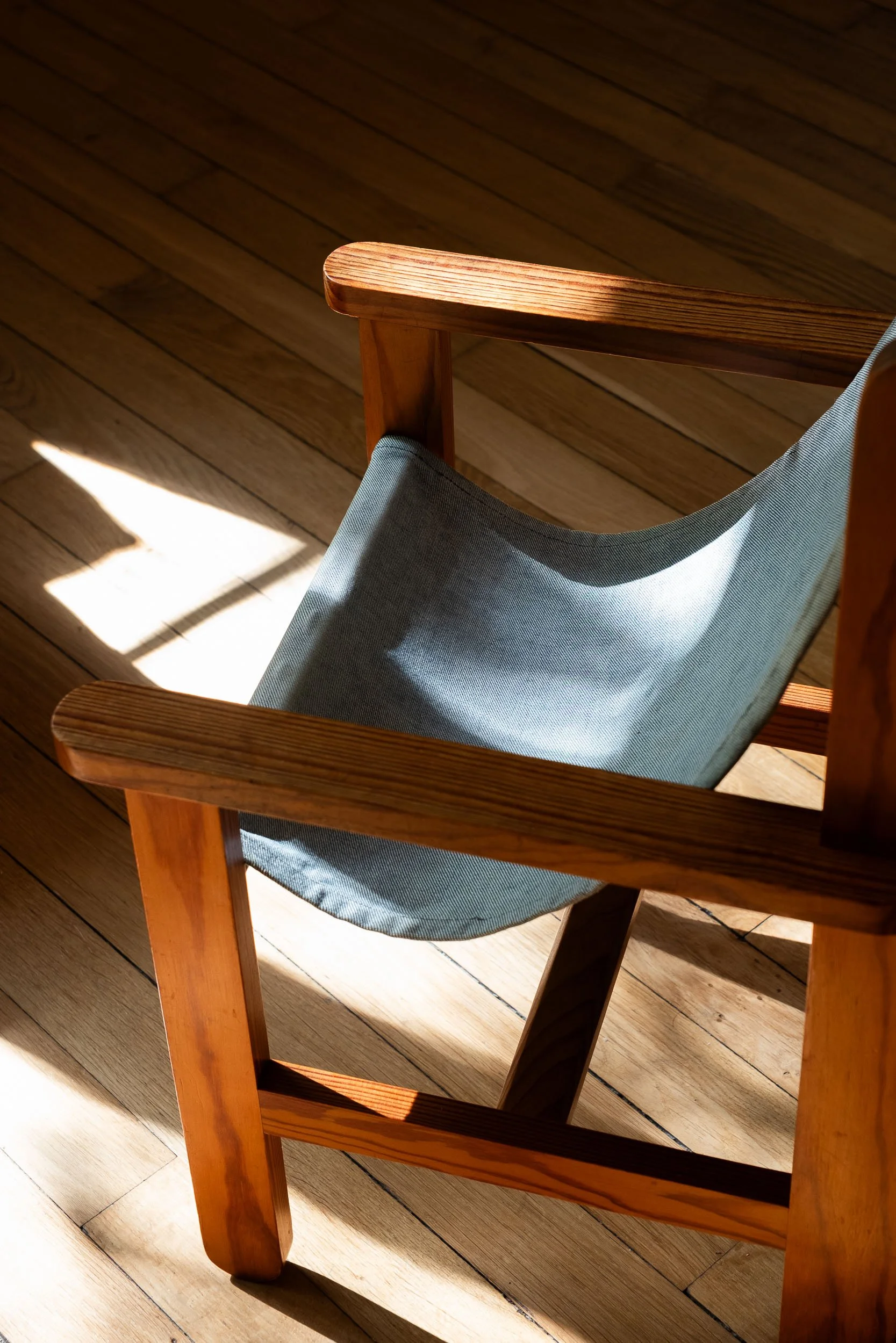 Chaise-enfant-vintage-bois-et-tissu-transat-fauteuil-Pupilles-Vintage-Rennes13.jpg