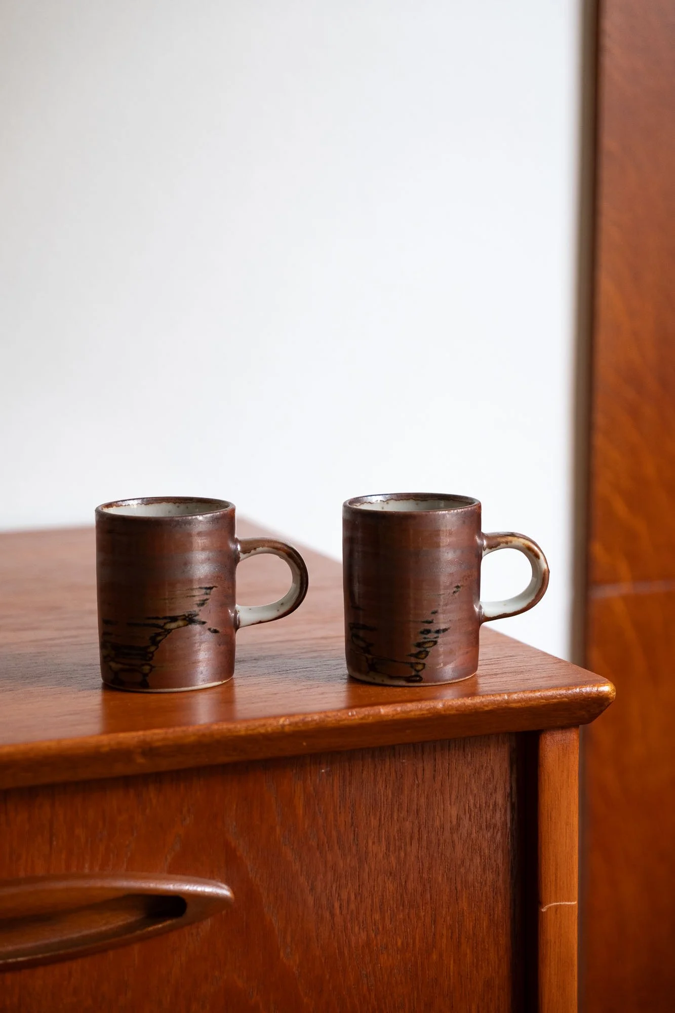 Tasses-à-café-grès-vintage-Pupilles-Vintage-Rennes3.jpg