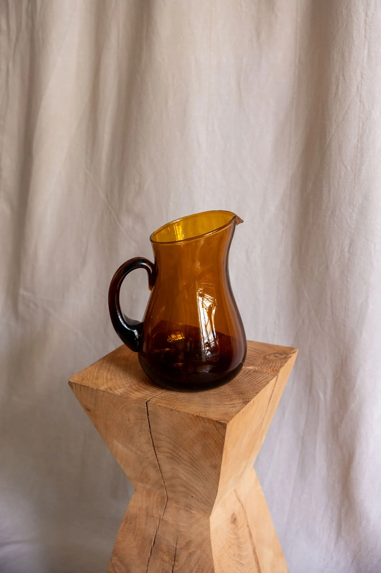 Carafe-verre-ambré-vintage-Pupilles-Vintage-Rennes2.jpg