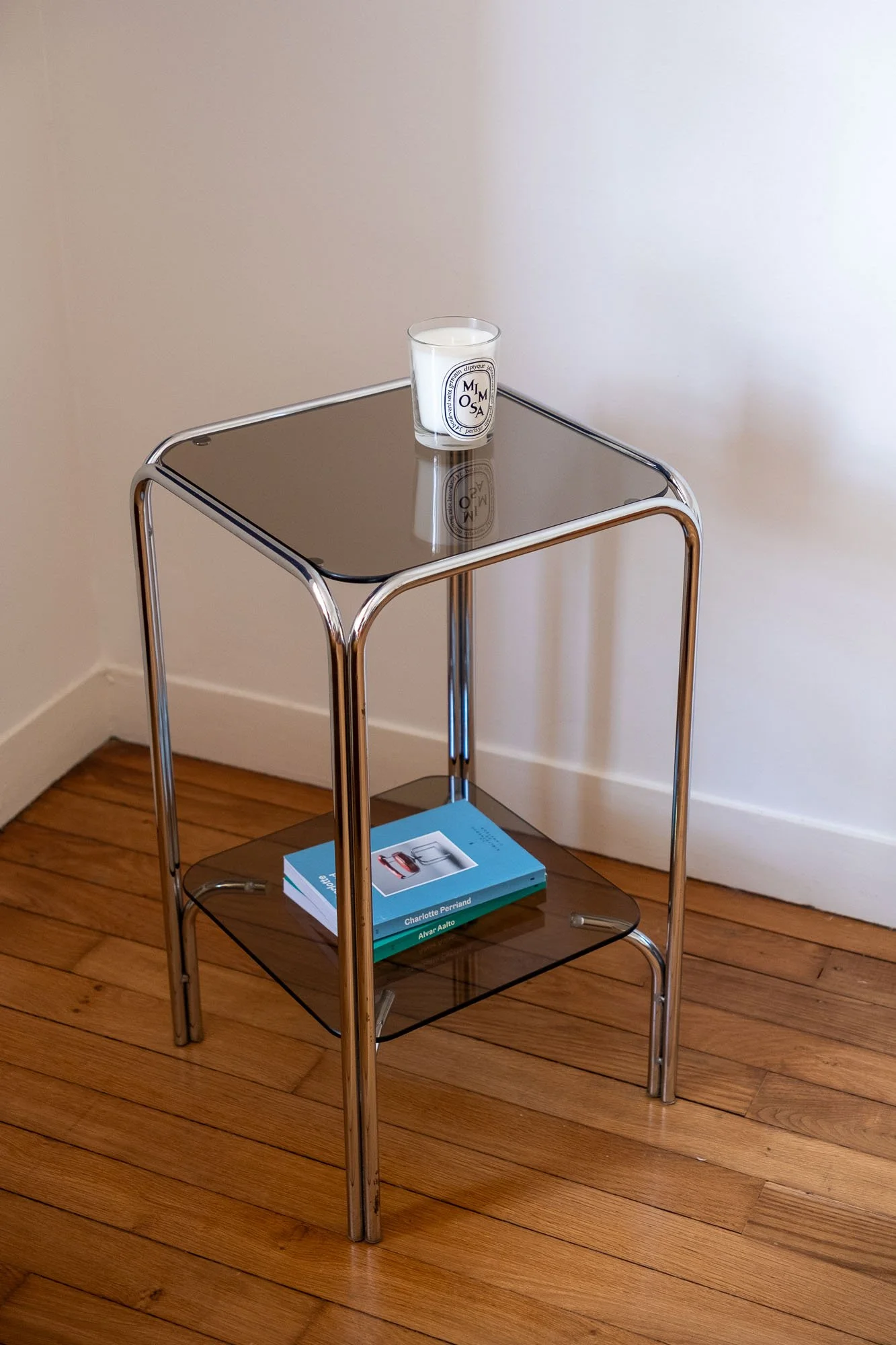 Table-d'appoint-chrome-verre-fumé-vintage-Années-70-Pupilles-Vintage-Rennes11.jpg