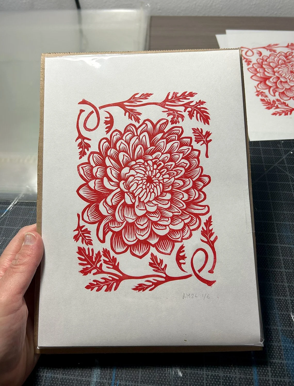 chrysanthemum26_6-75x9-5_packaged.jpg