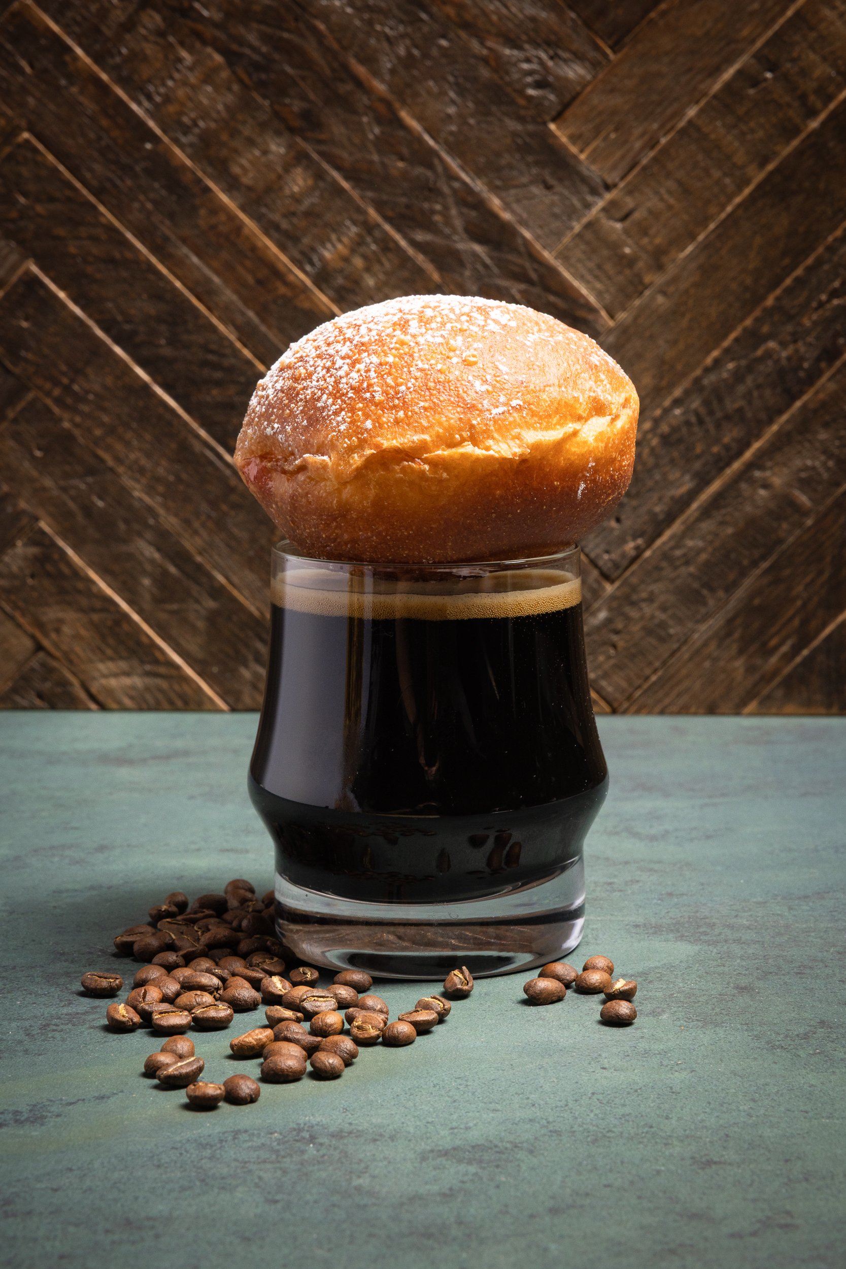 Goose Island Stout with a Pączki Day donut and coffee beans