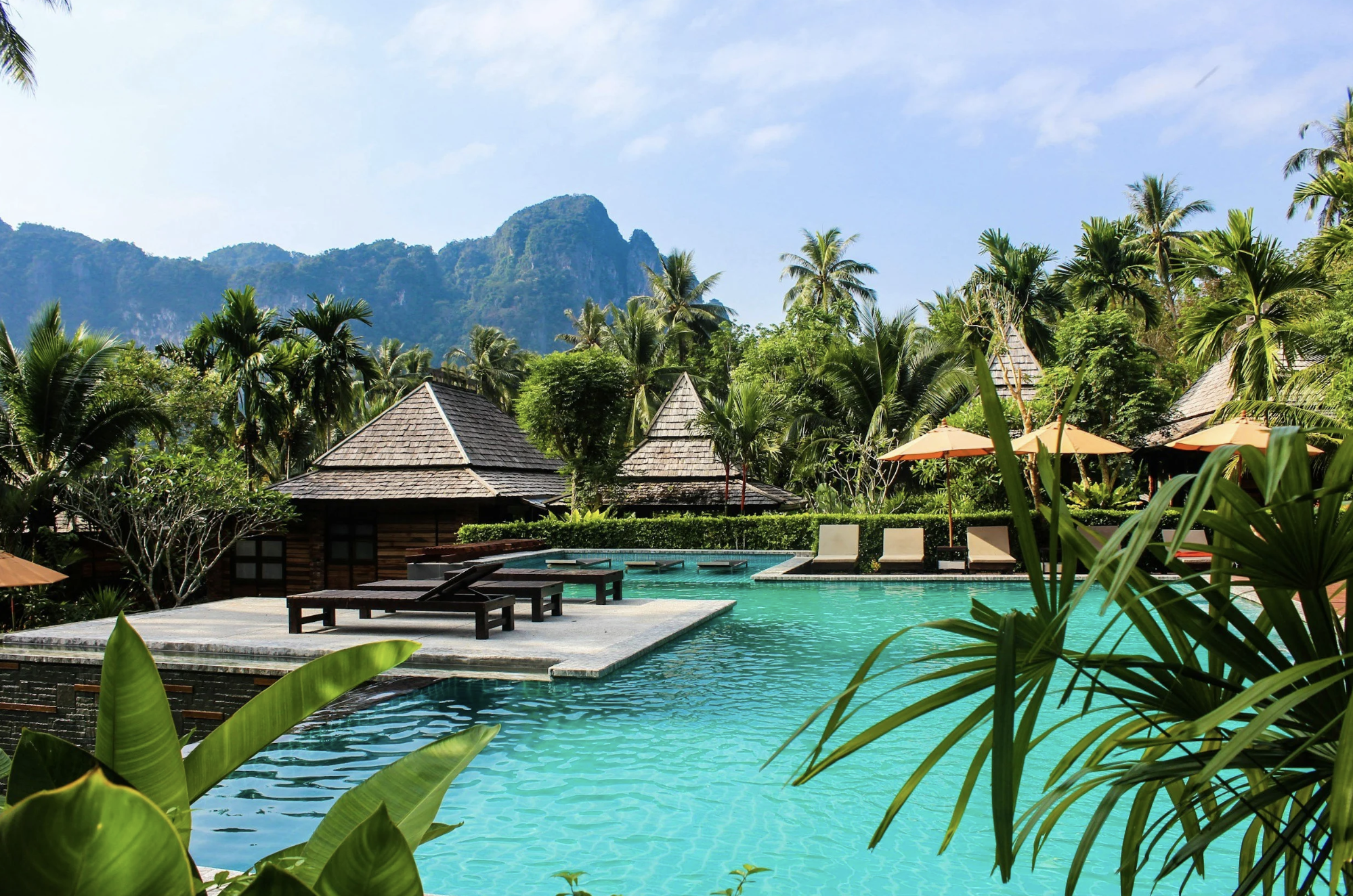 Glamping vs. Hotels: A Real Comparison