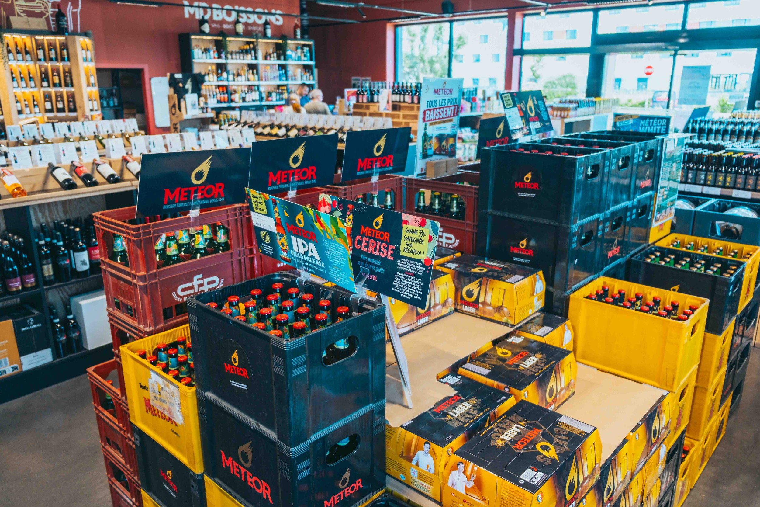 Bouteilles de bière consignées et promotion de la marque Meteor