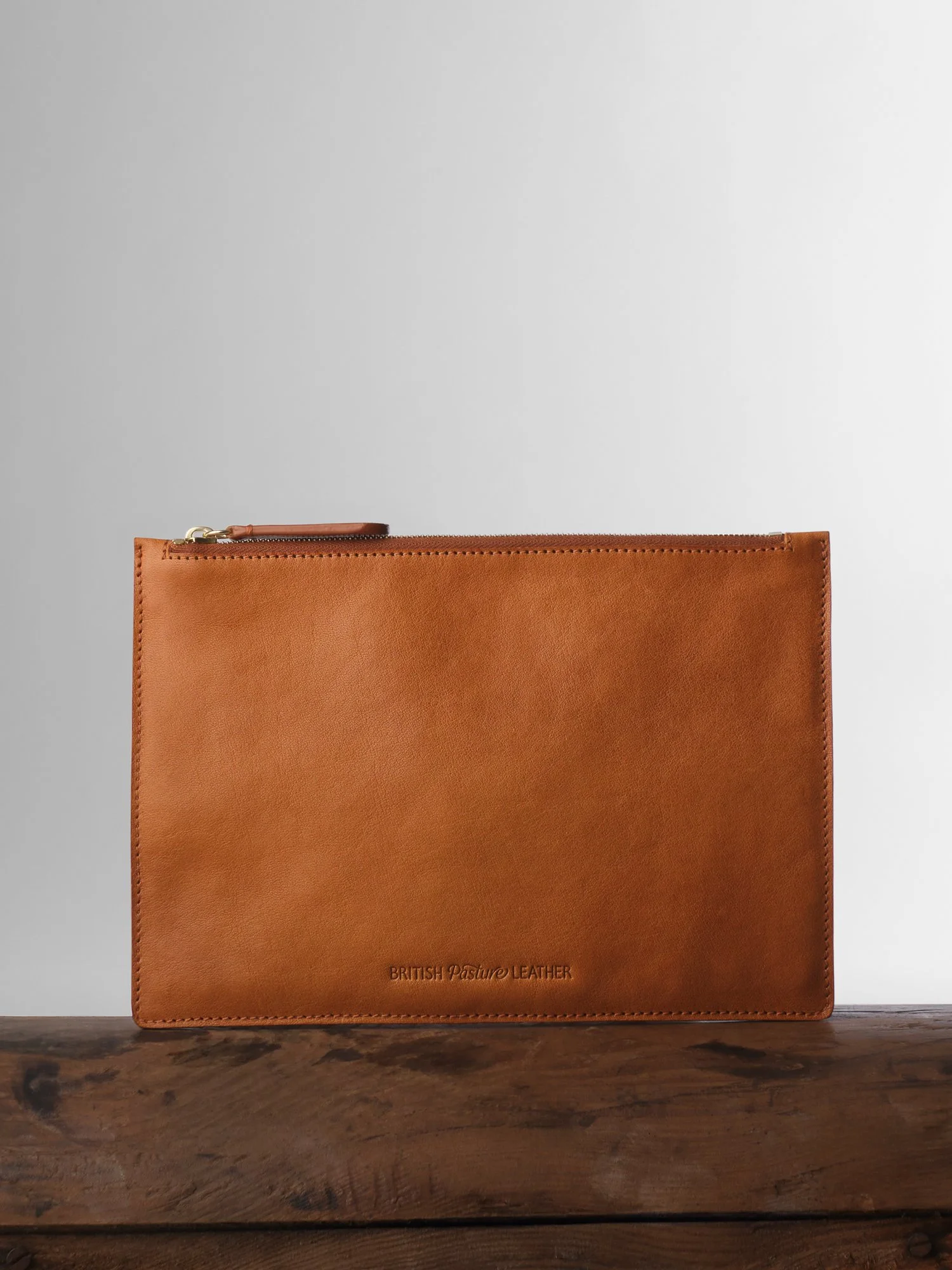 pouch9325 Original BG.jpg