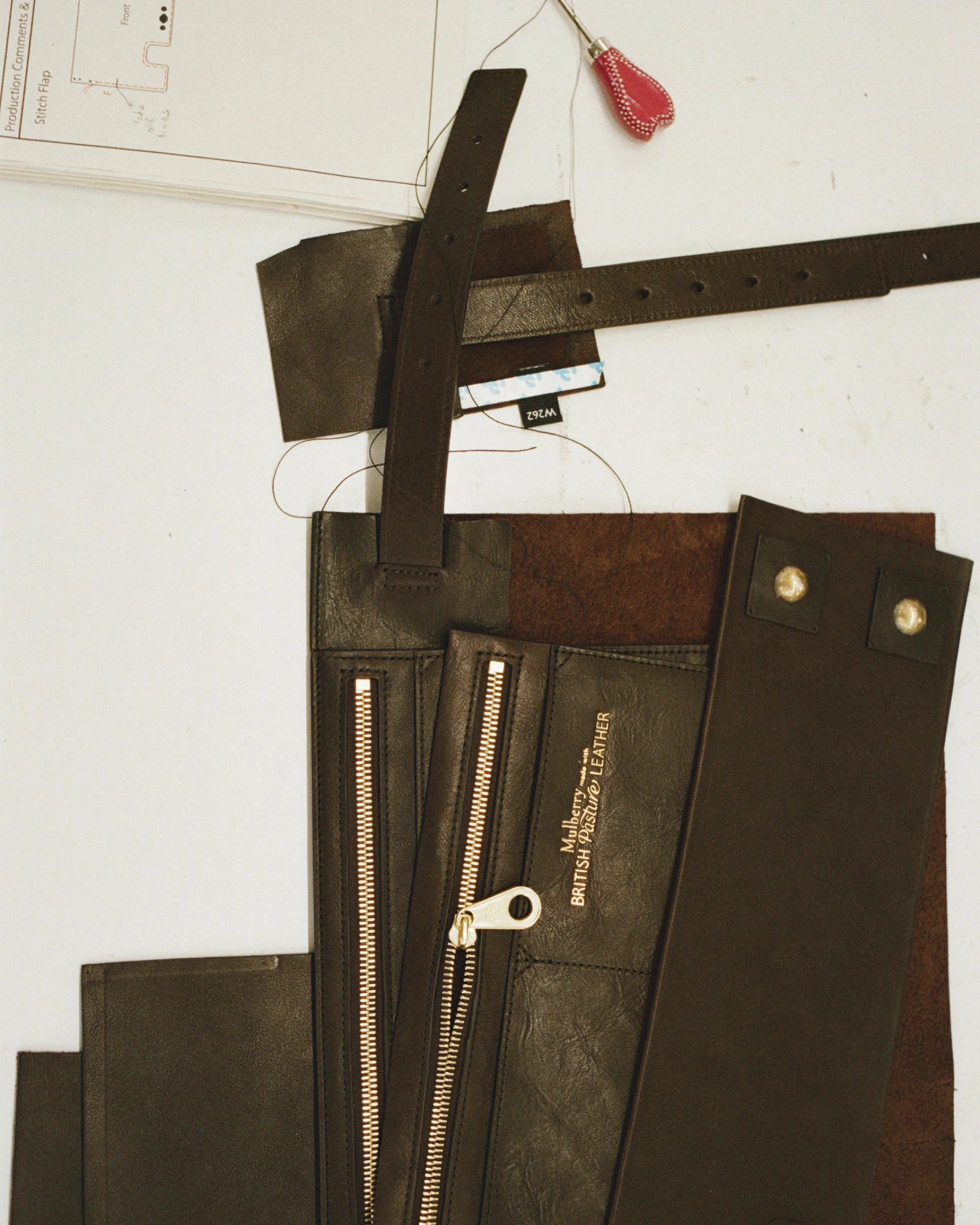 British-Pasture-Leather-our-work-Mulberry-made-with-British-Pasture-Leather-gallery-1.jpg