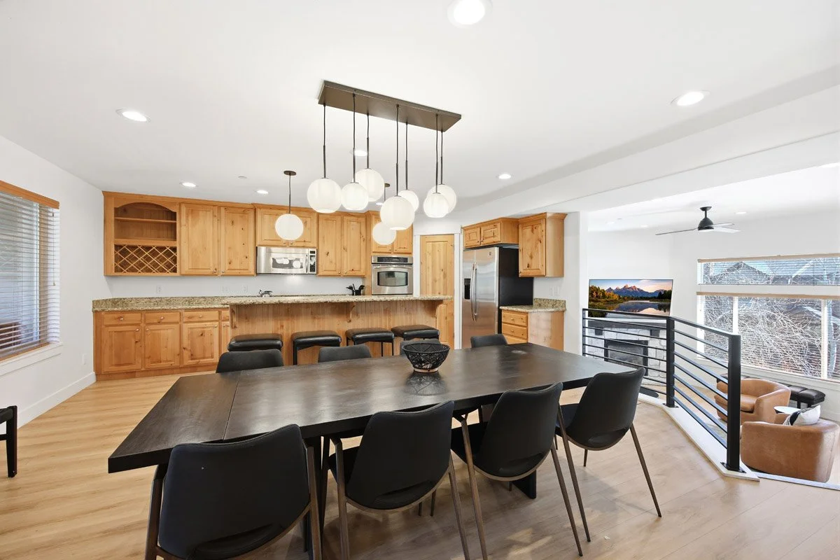 7 - 5655 Oslo Lane.jpg