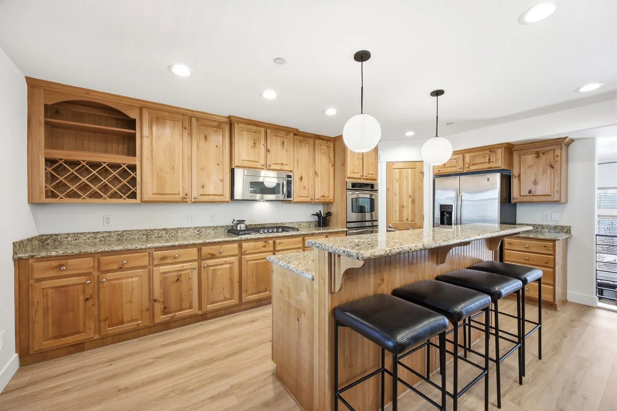 8 - 5655 Oslo Lane.jpg