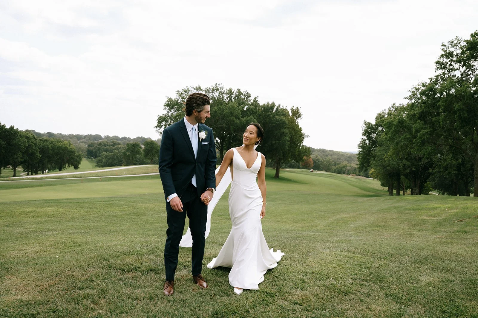 Kathy-Mark-KC-Wedding-Savannah-Lauren-Photo-5(6).jpg