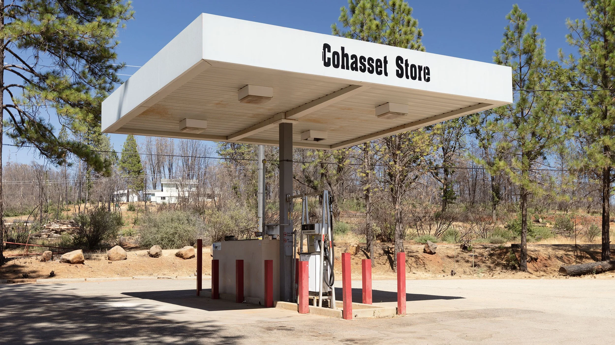 Store2.jpg