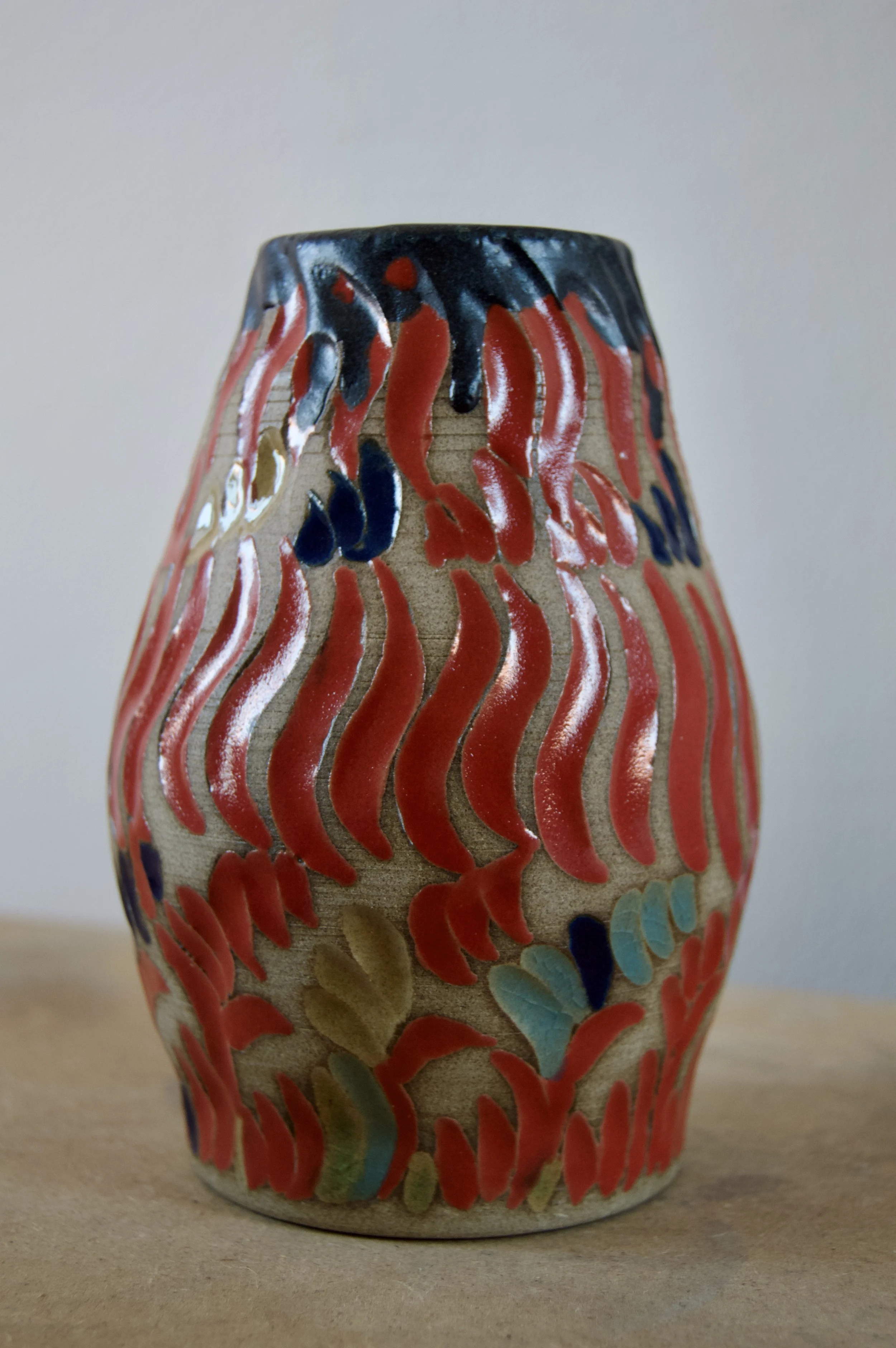 Stoneware vase x femmeroots