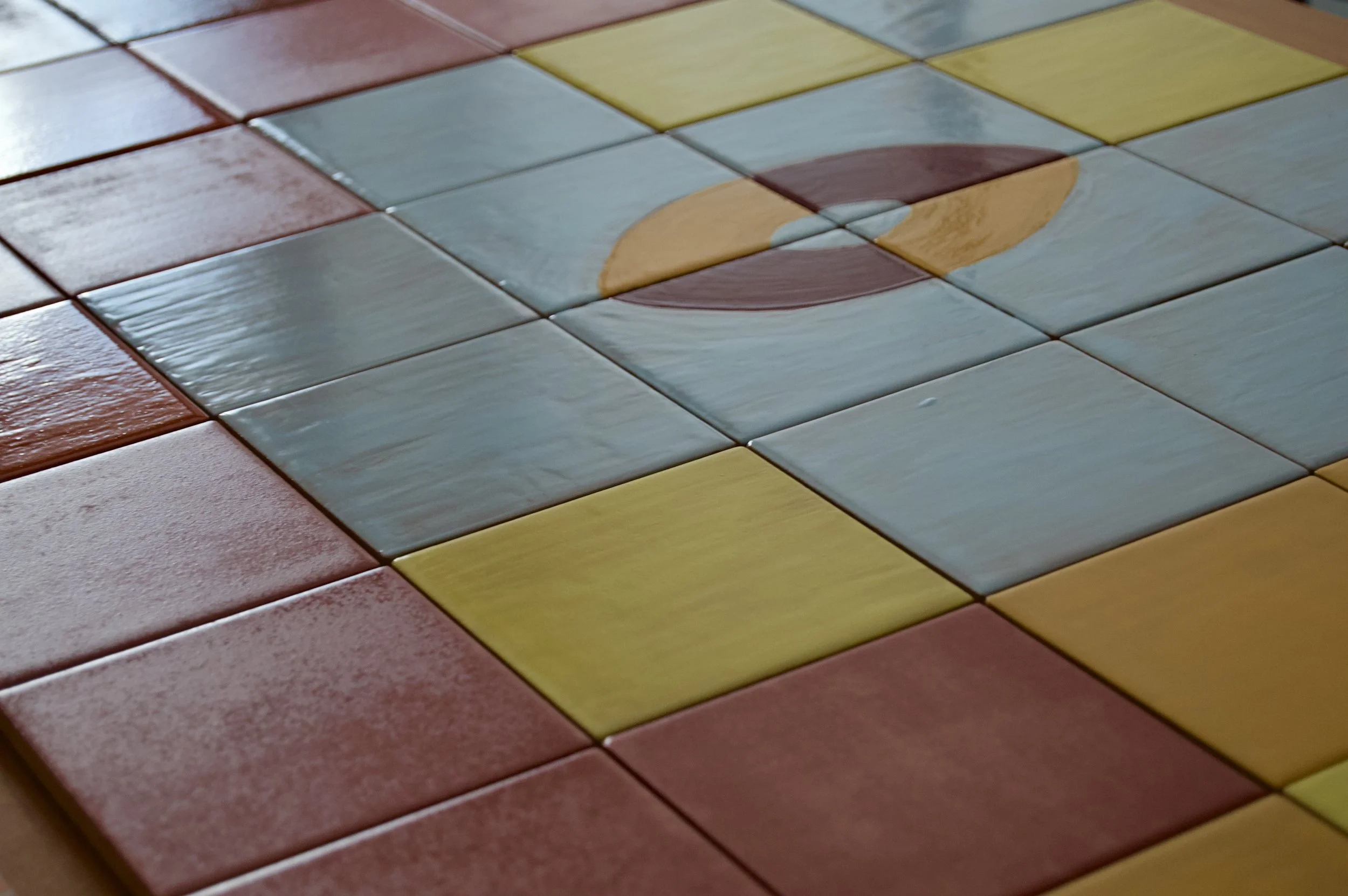 Tiles details femmeroots