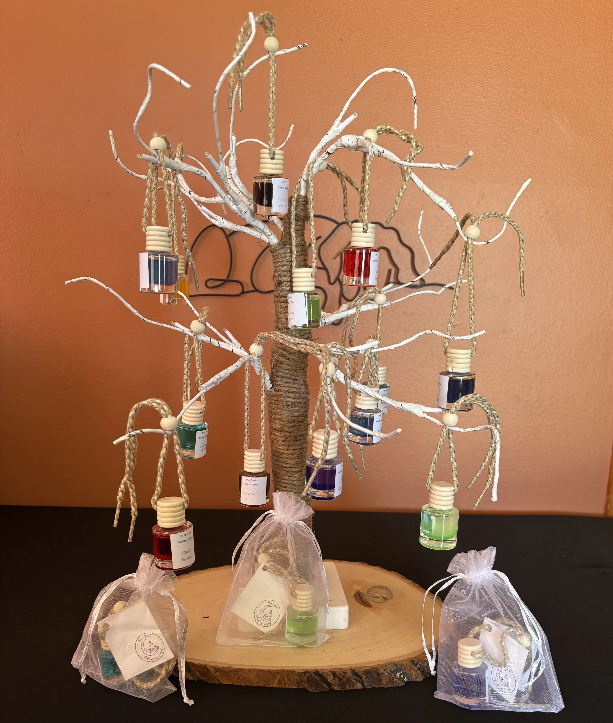 Colorful Spatial Diffusers and Melts