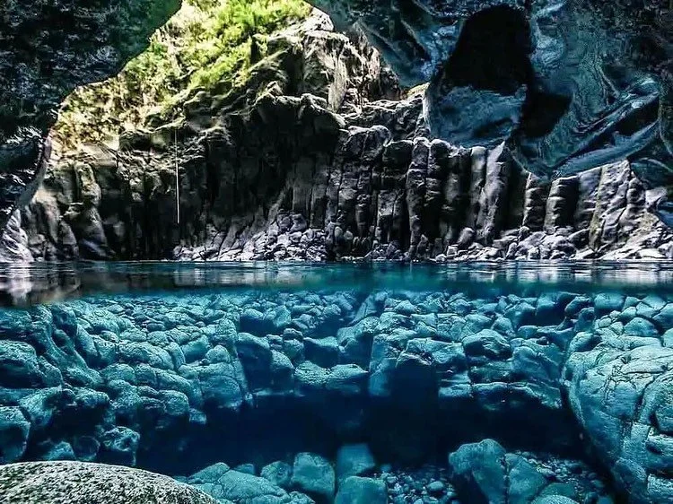 Maalum Cave