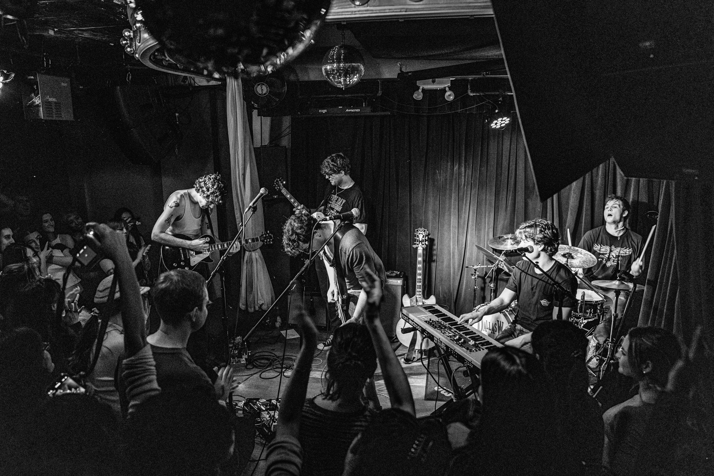 DWatHCWbnw103-min 2.JPEG