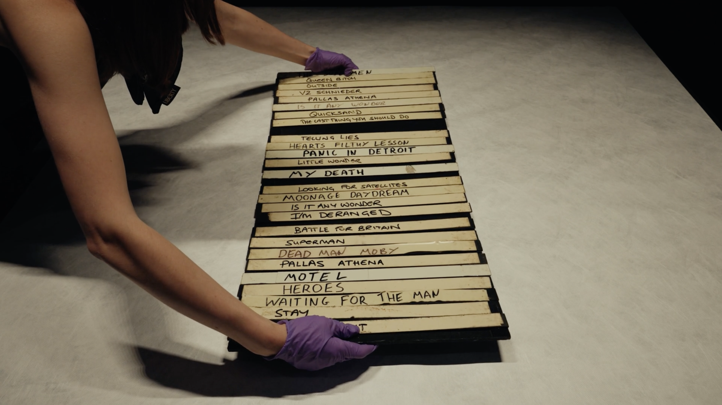 V&A East: David Bowie on Tour